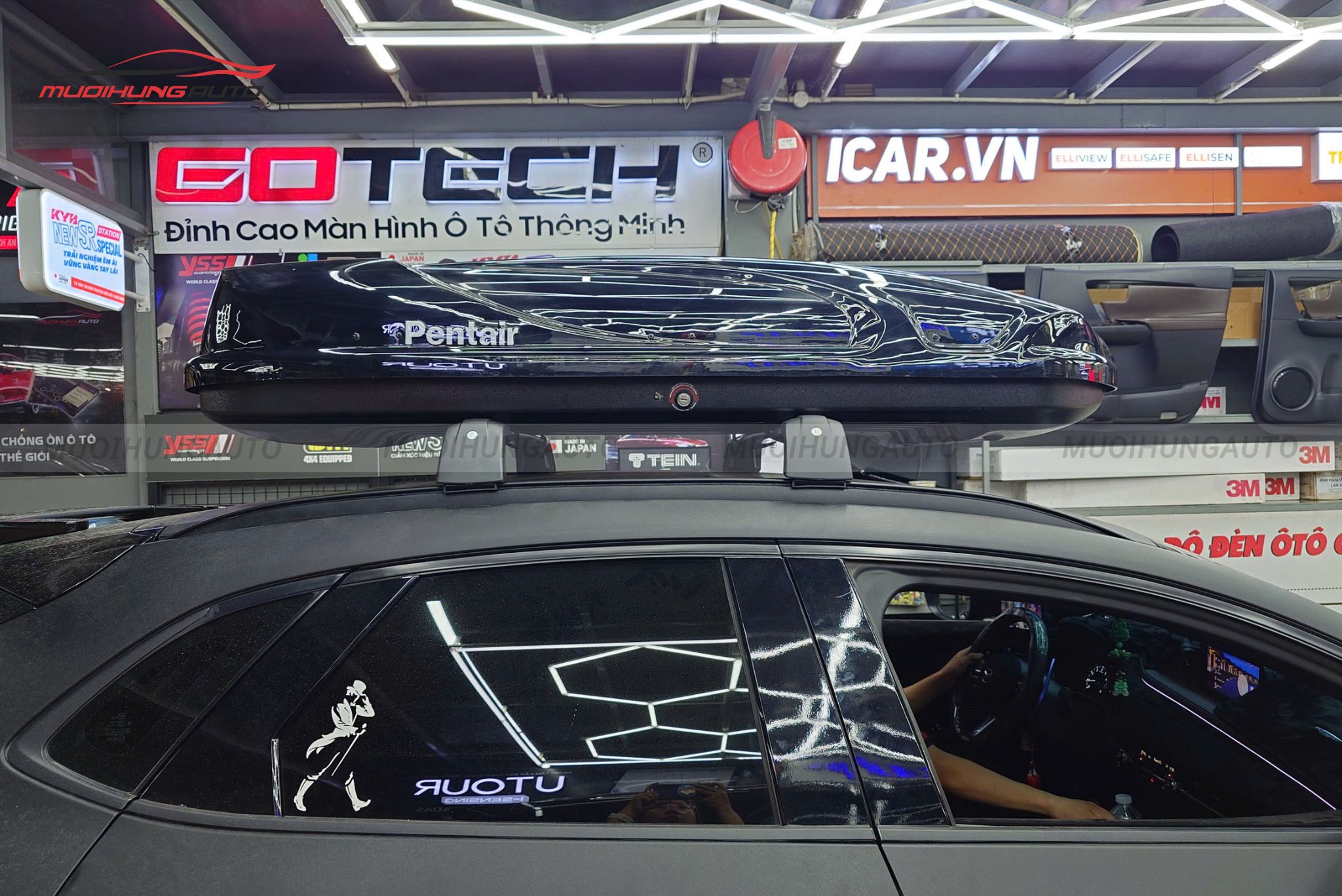 Cốp nóc xe Mazda CX30