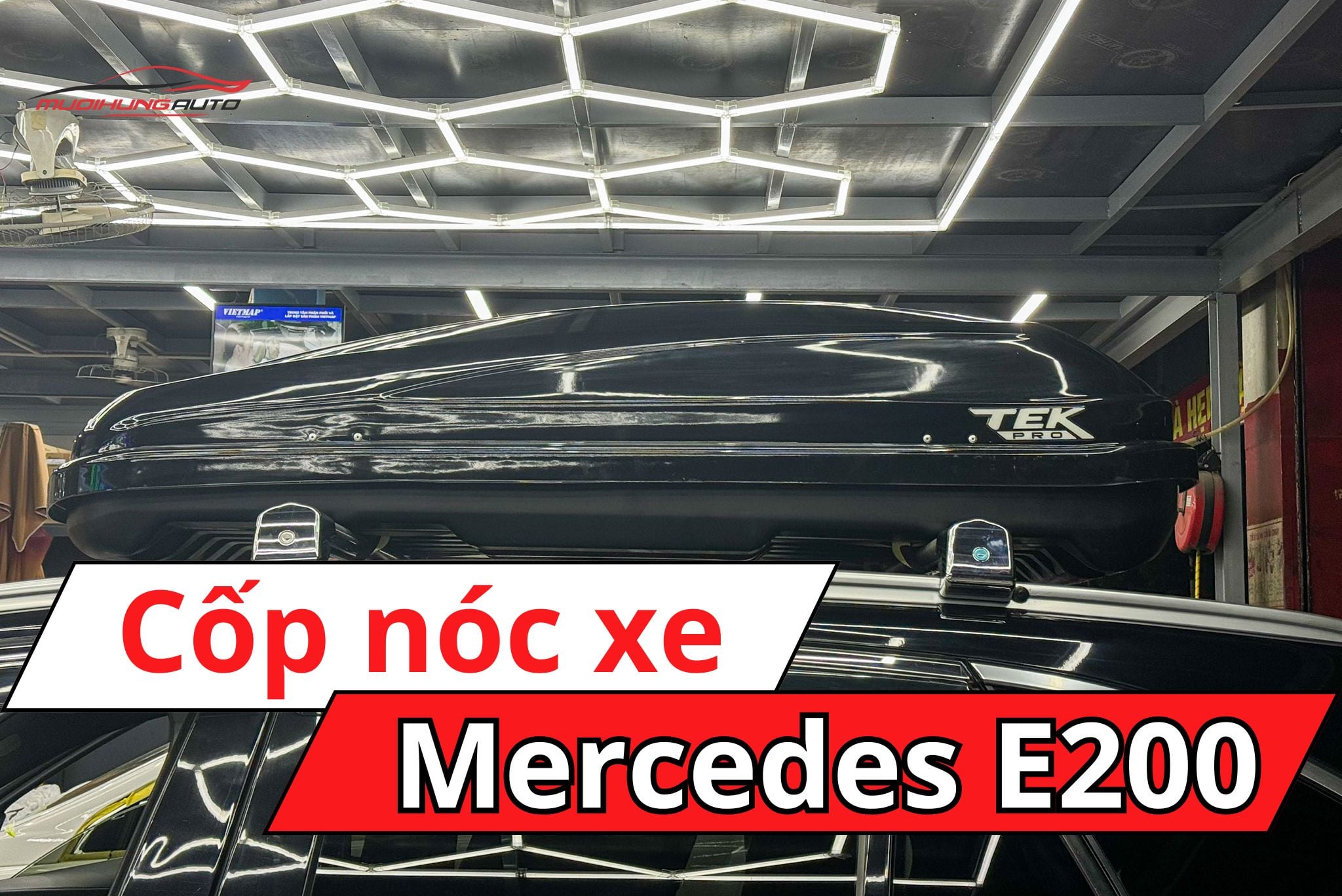 Cốp nóc xe Mercedes E200
