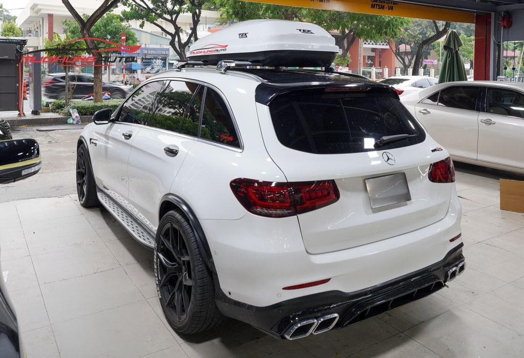 Cốp phi thuyền Mercedes Benz GLC