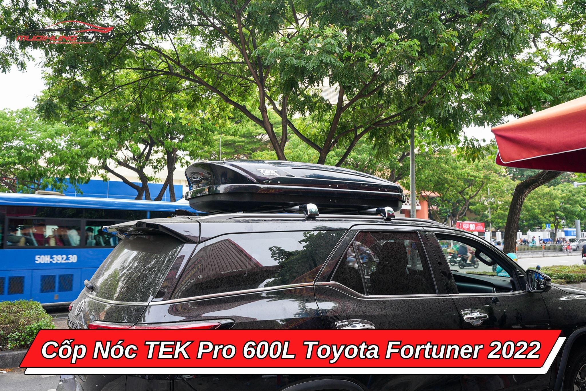 Cốp phi thuyền TEK Pro 600L cho ô tô Toyota Fortuner 2022