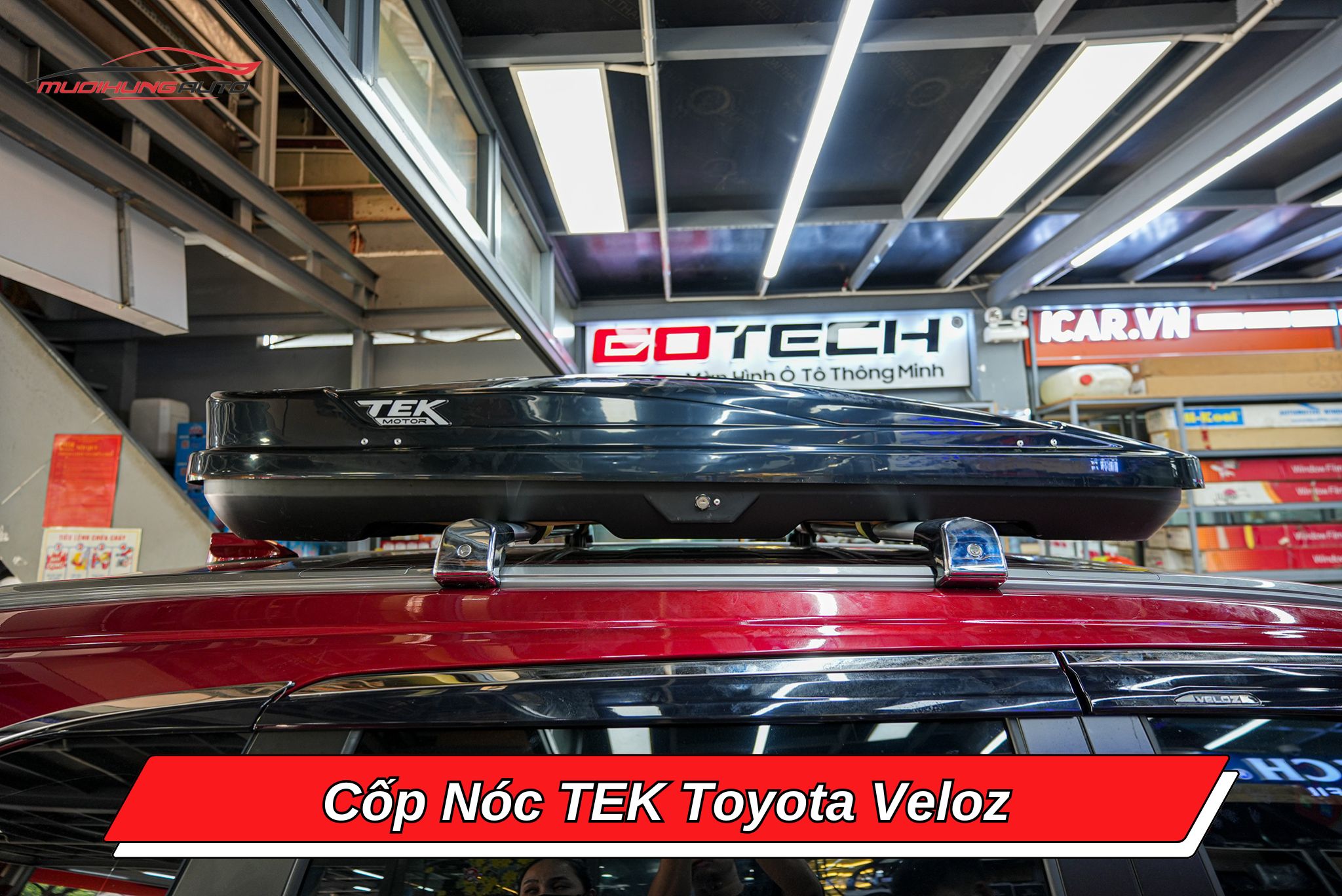 Cốp phi thuyền TEK xe Toyota Veloz