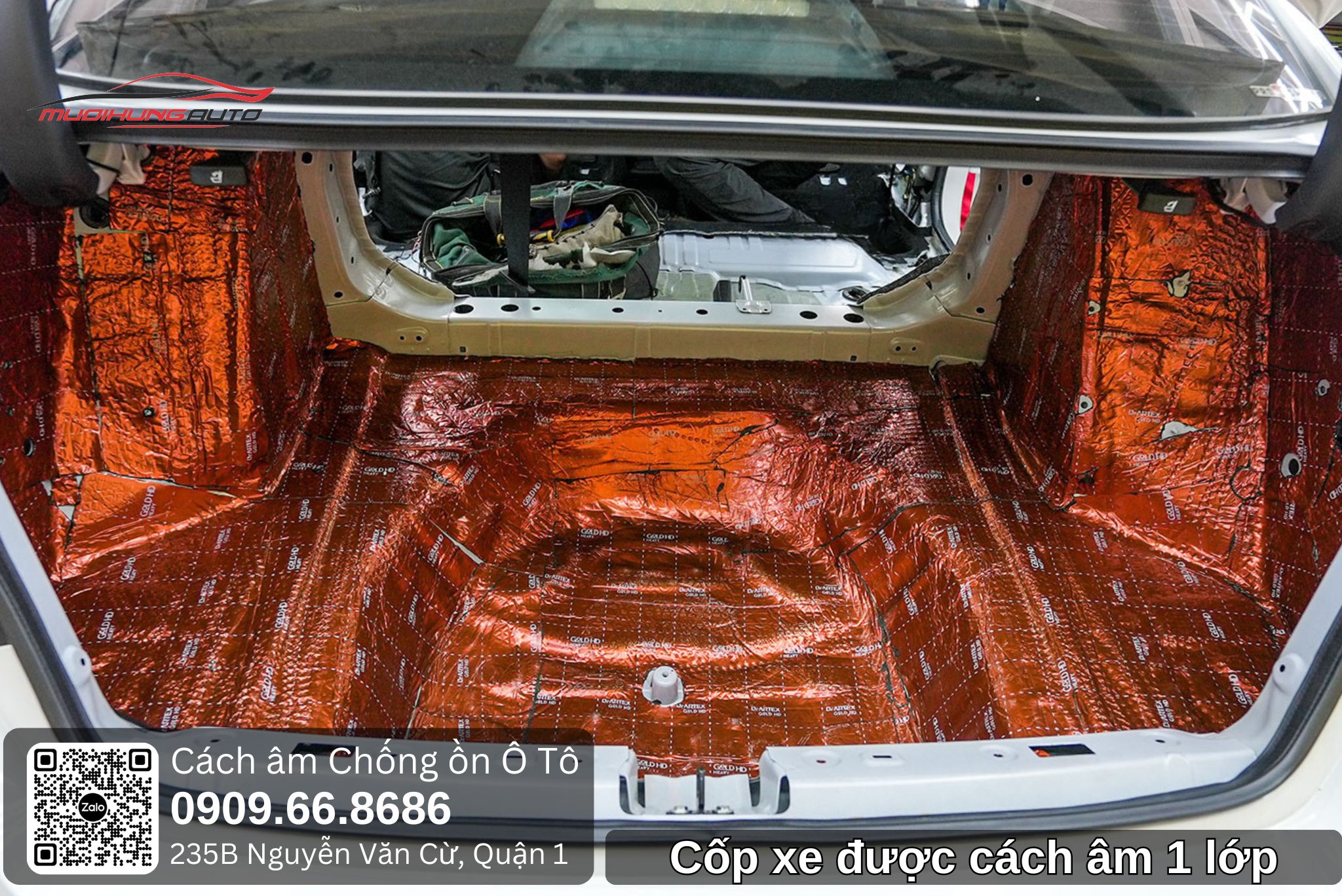 Cốp xe được cách âm 1 lớp