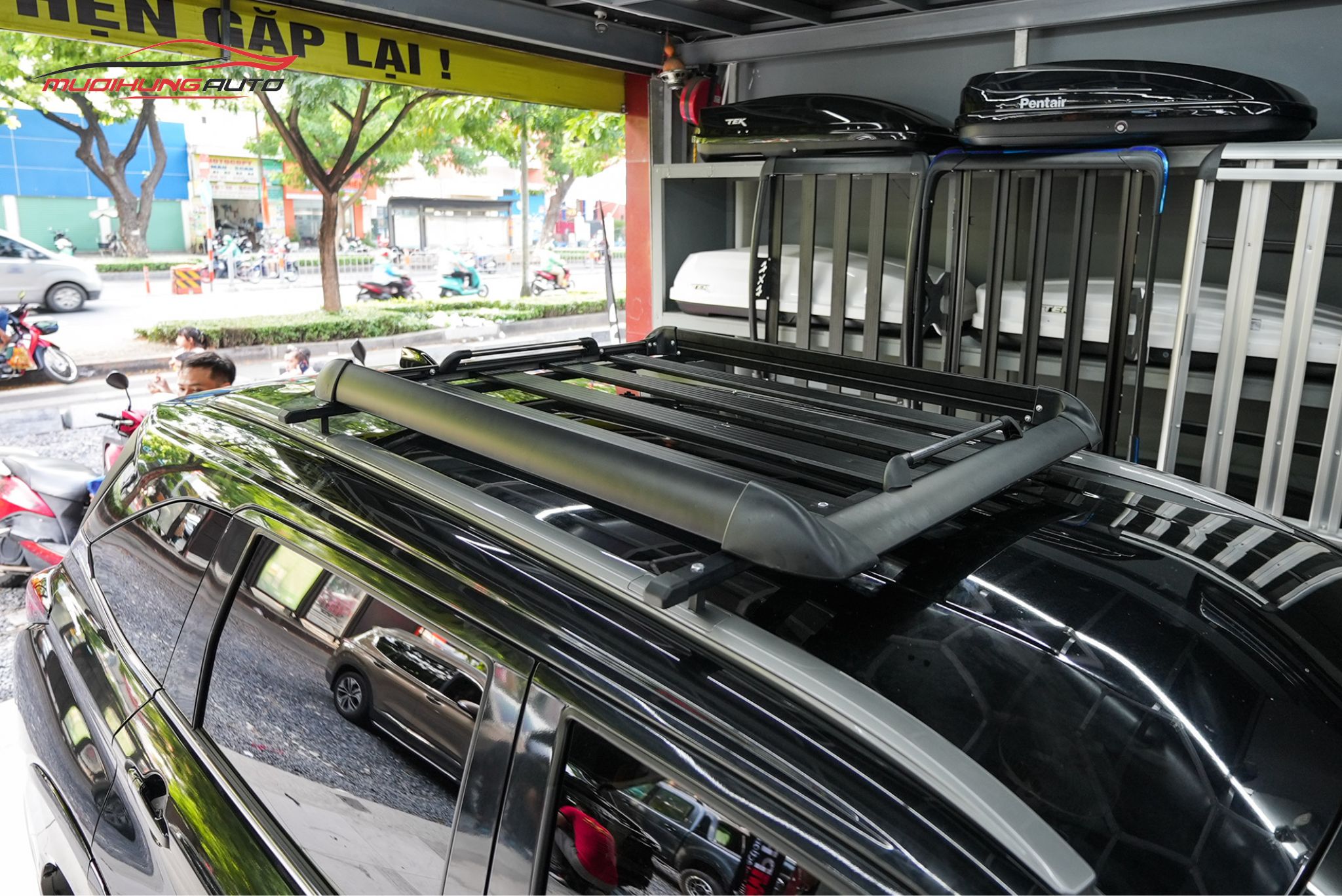 Lắp baga mui Yaki 127cm CP-308 cho xe Toyota Veloz Cross 2023