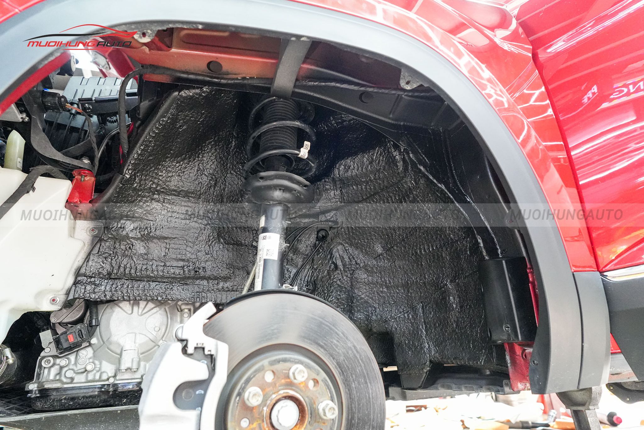 Dán cách âm hốc bánh Volkswagen Teramont 2023