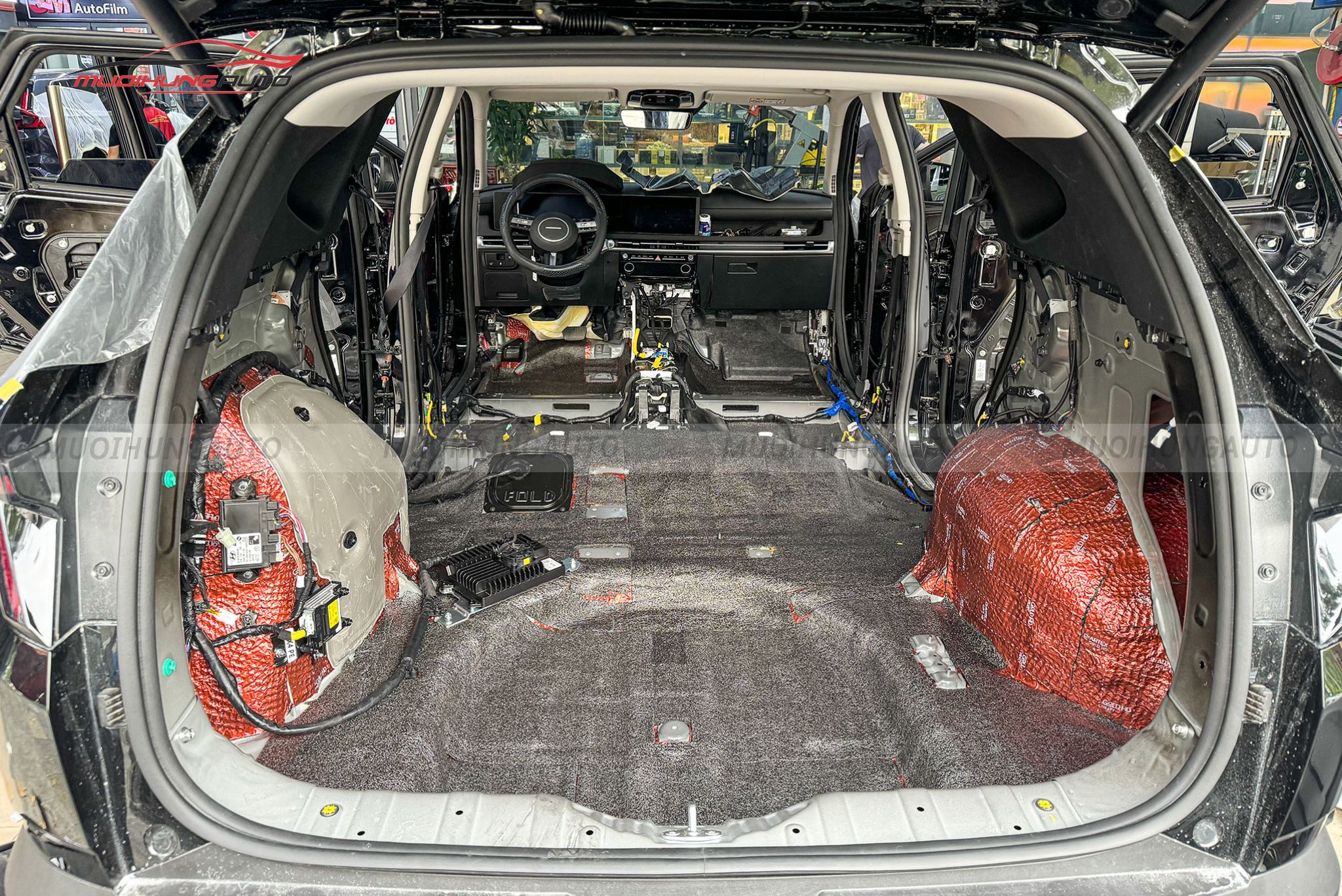 Dán cách âm sàn xe cho Hyundai Tucson 2024