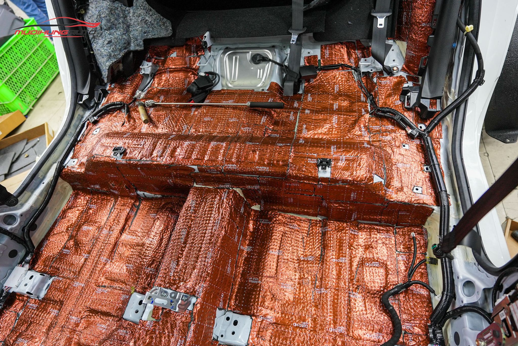 Dán cách âm sàn xe hơi Honda Civic 2023