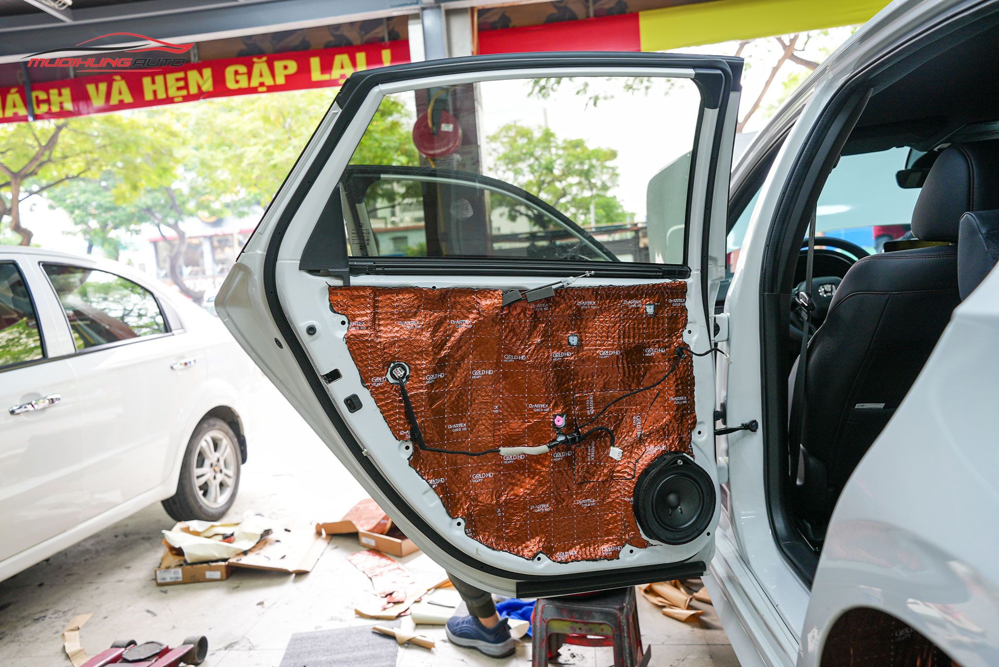 Dán chống ồn cánh cửa xe ô tô Honda Civic 2023