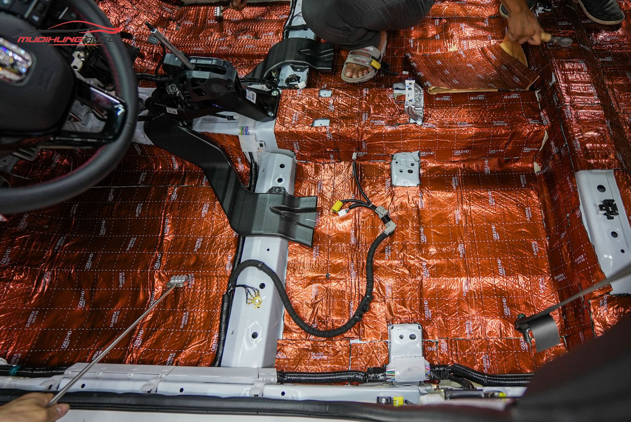 Dán chống ồn sàn xe ô tô Honda Civic 2023