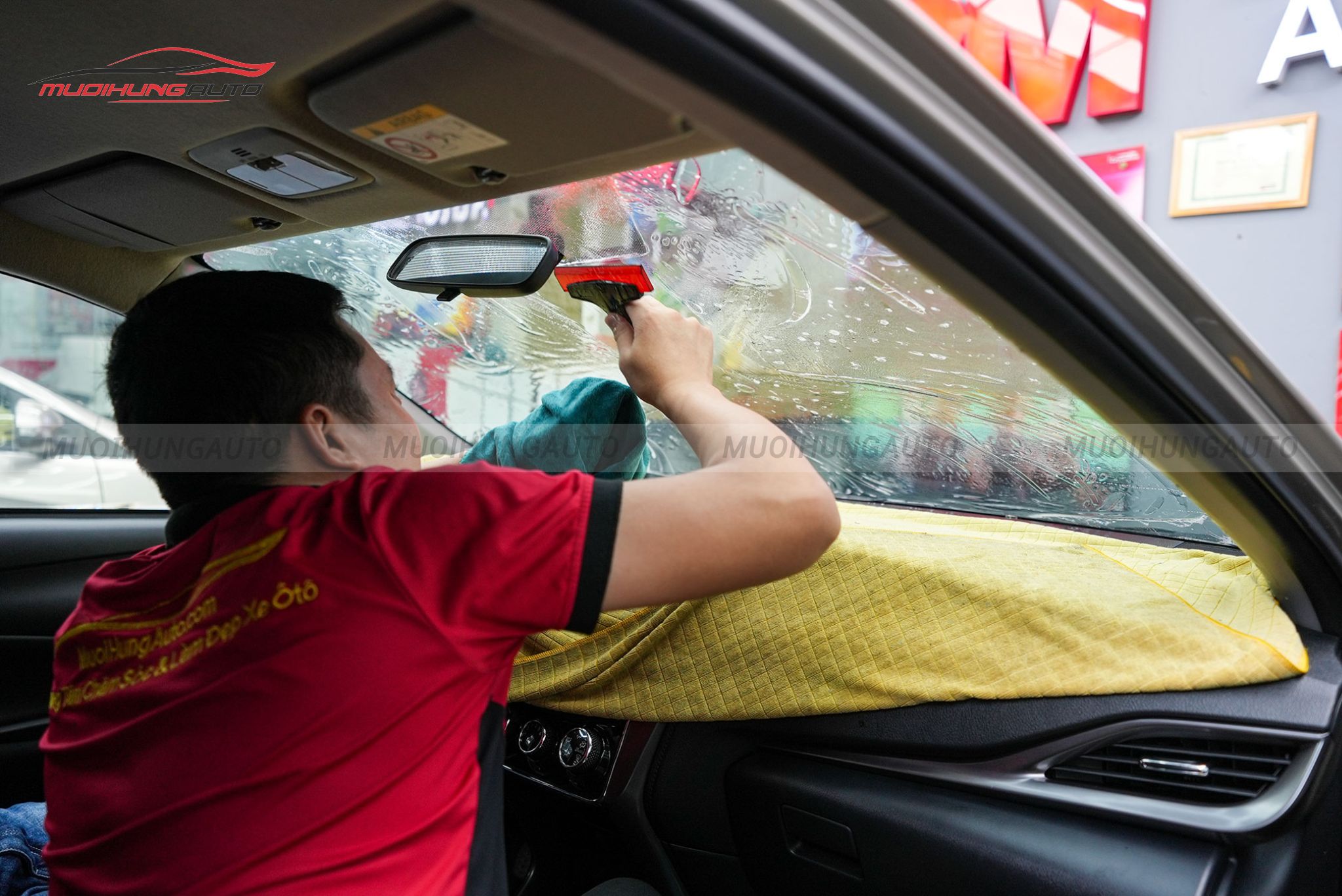 Dán phim cách nhiệt 3M chính hãng Toyota Vios 2024