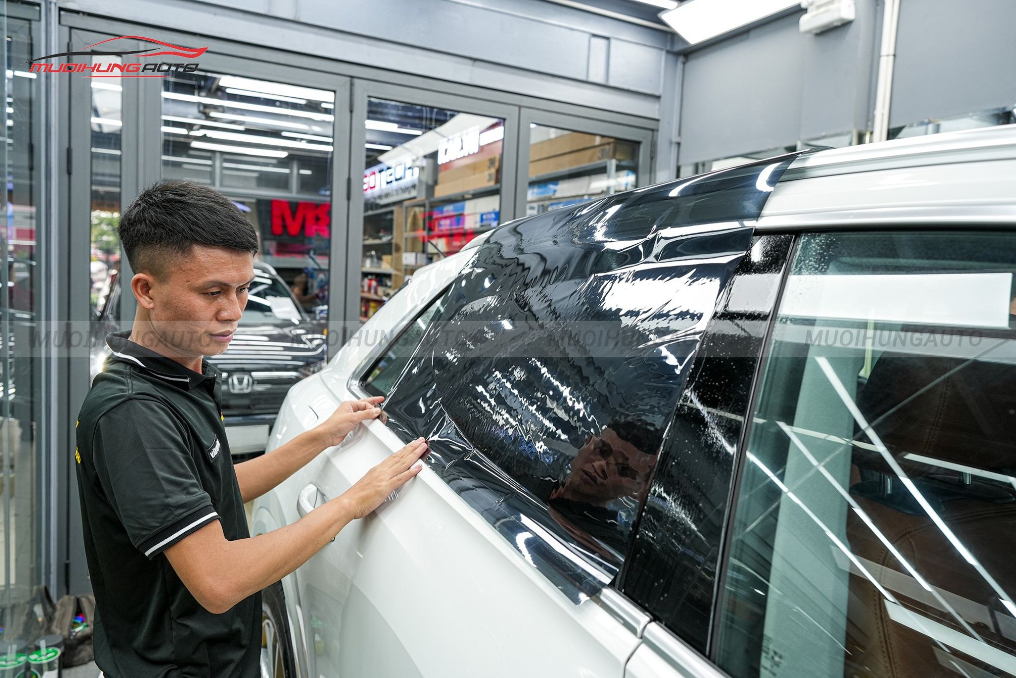 Dán phim cách nhiệt 3M cho ô tô Audi Q8