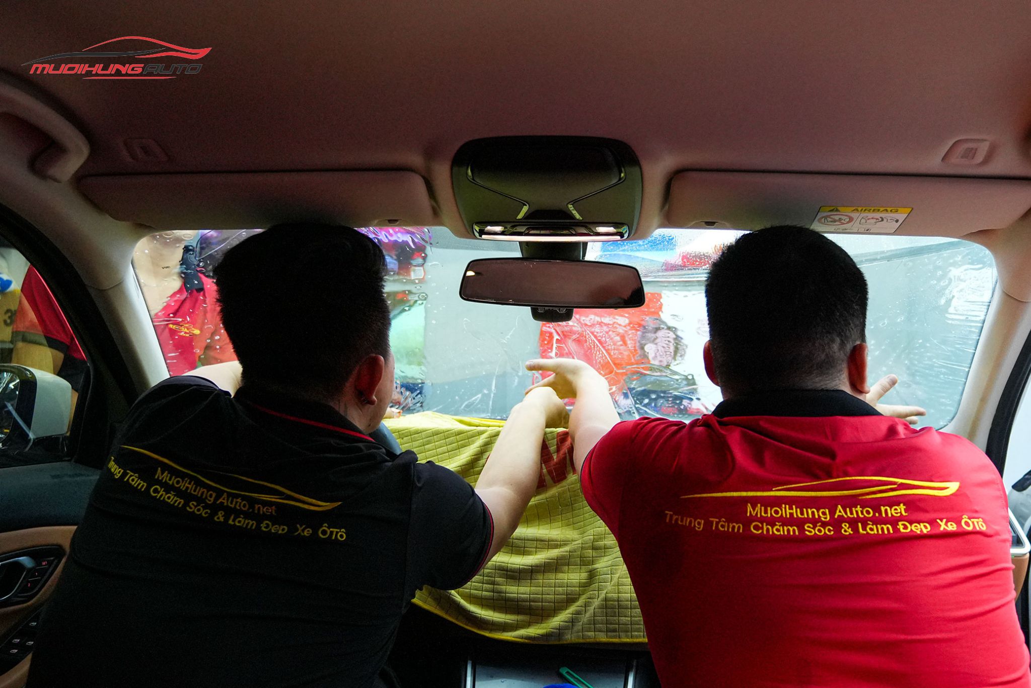 Dán phim cách nhiệt 3M cho ô tô BMW 320i 2024