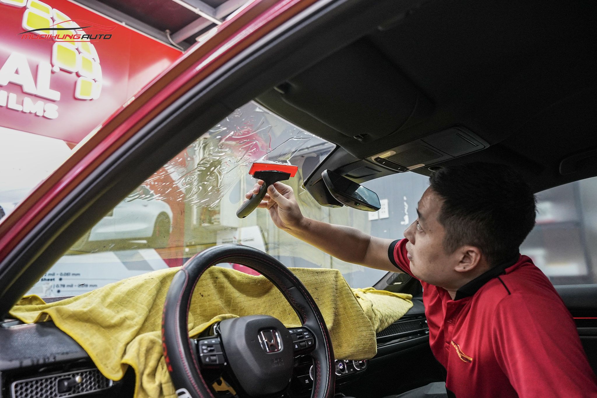 Dán phim cách nhiệt 3M cho ô tô Honda Civic 2023