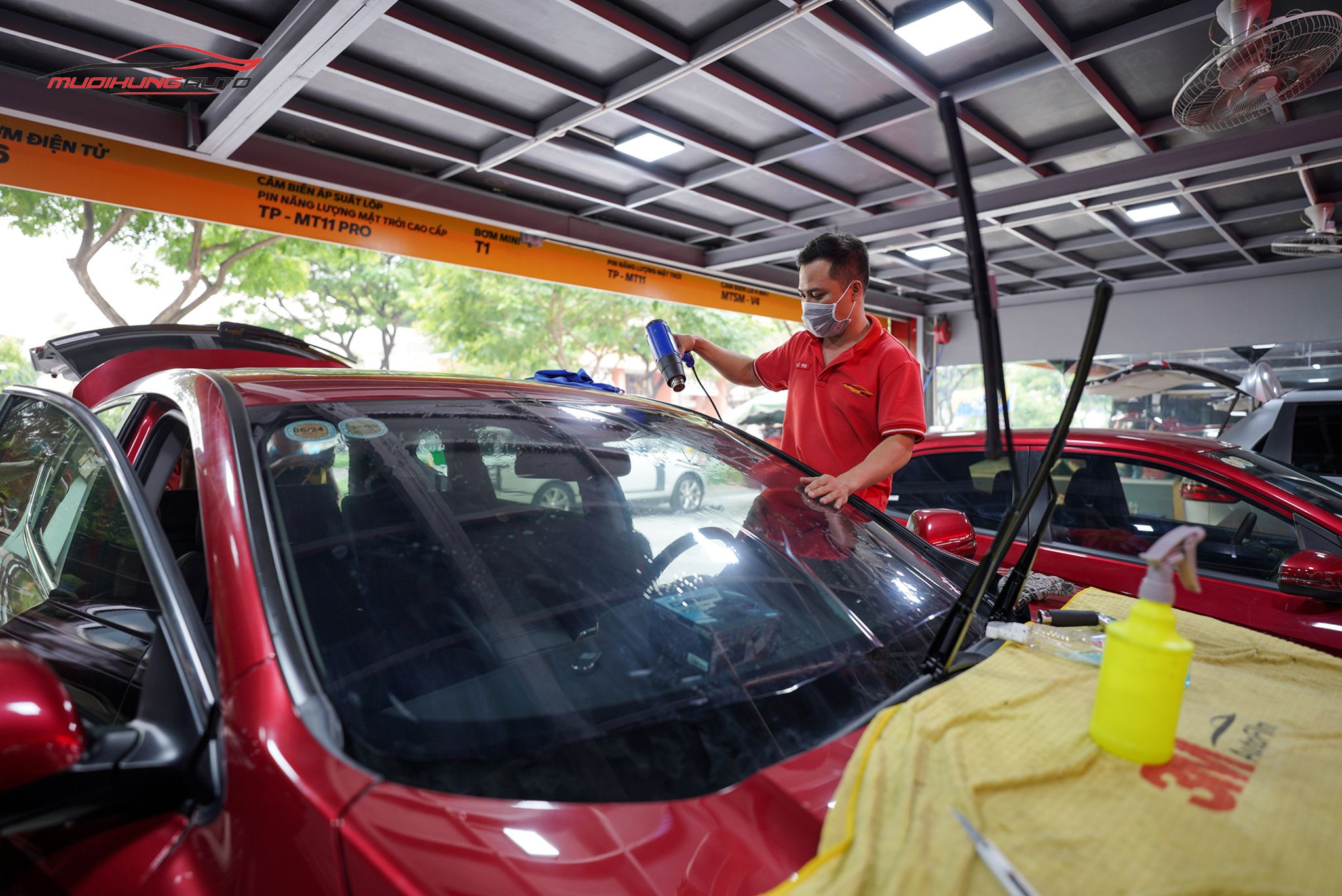 Dán phim cách nhiệt 3M cho ô tô Honda CRV