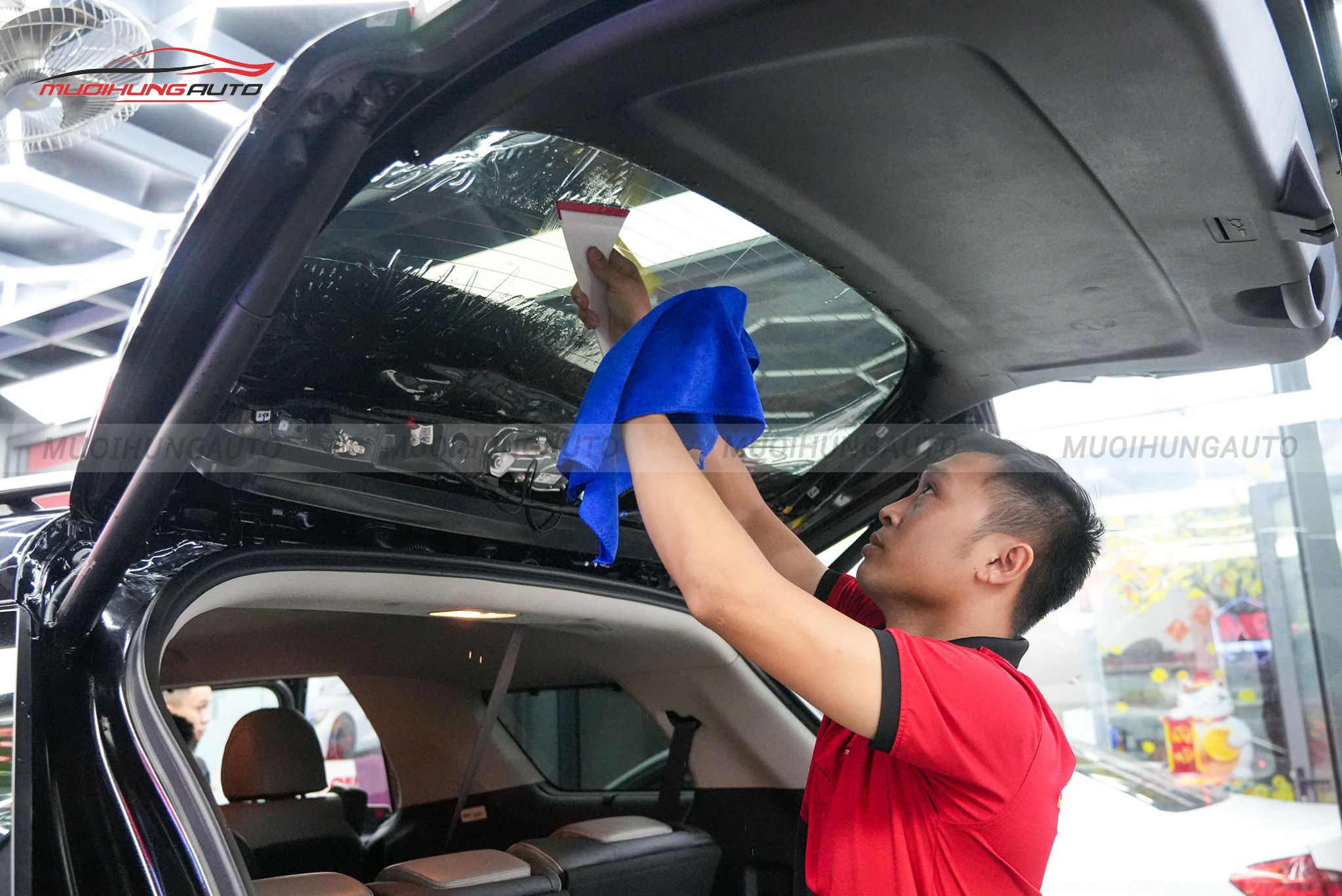 Dán phim cách nhiệt 3M cho ô tô Kia Carnival 2024