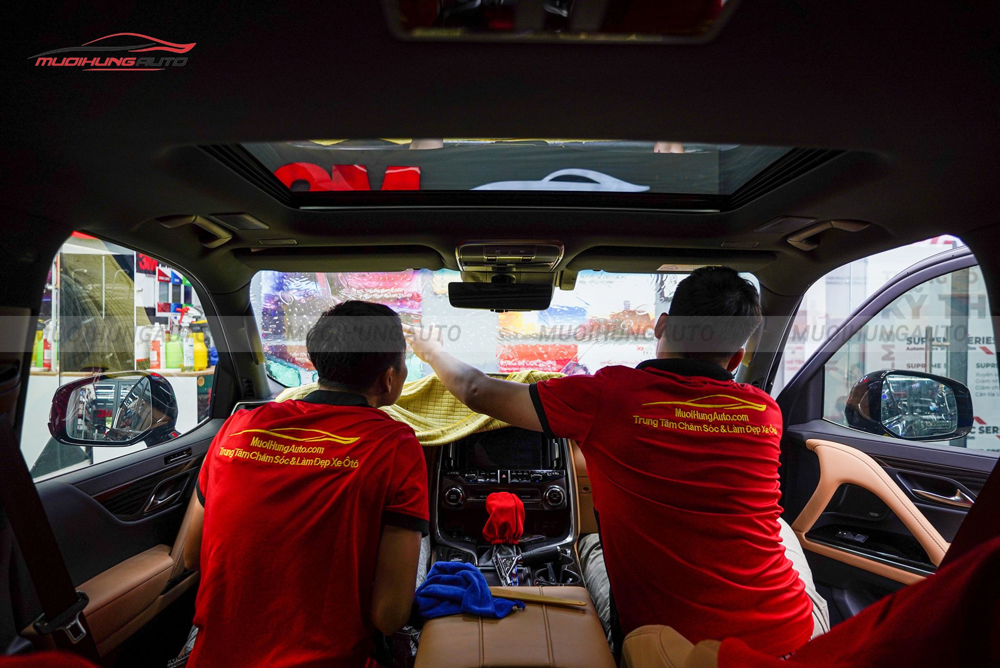 Dán phim cách nhiệt 3M cho ô tô Lexus LX600 2023