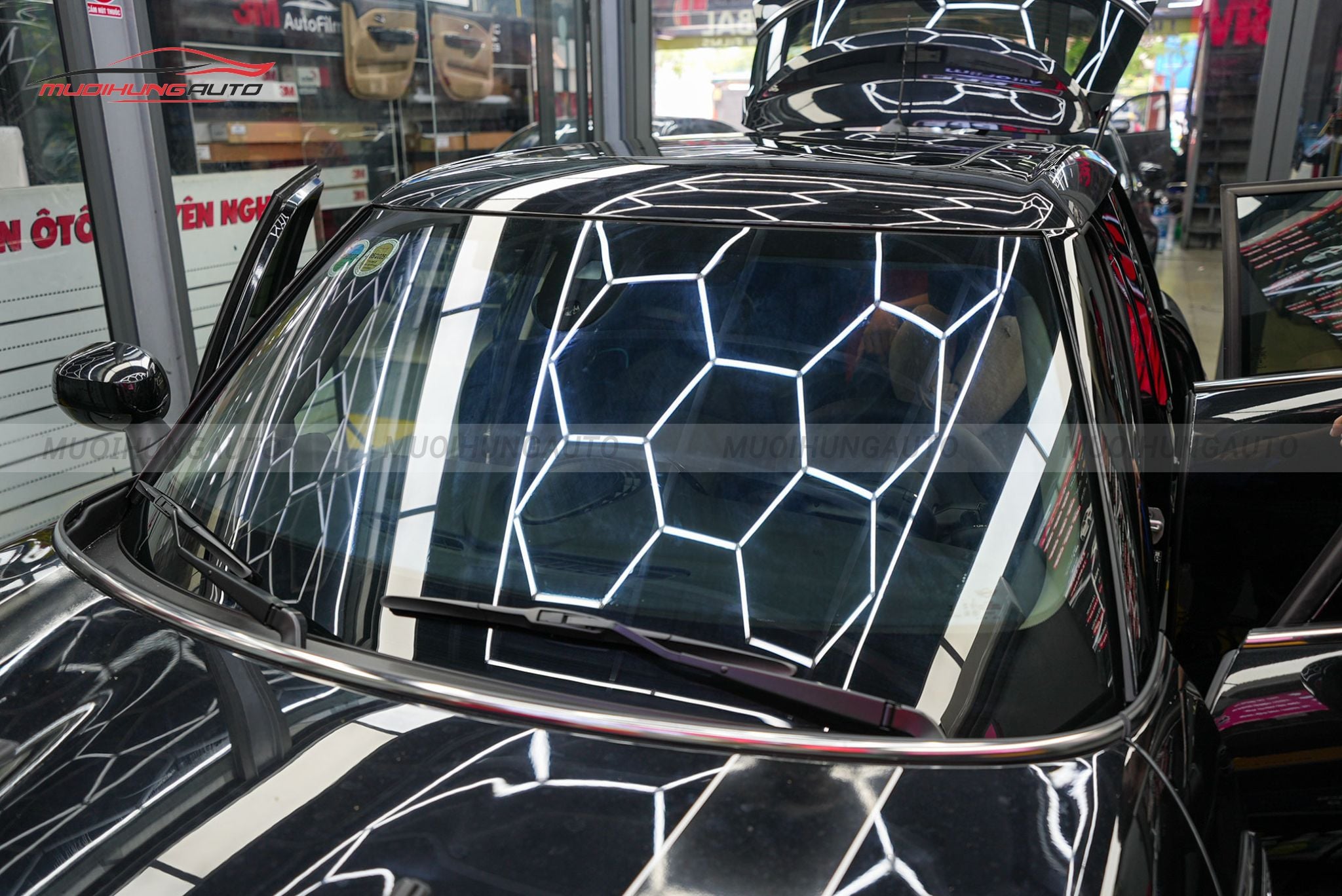 Dán phim cách nhiệt 3M cho ô tô Mini Cooper 2024