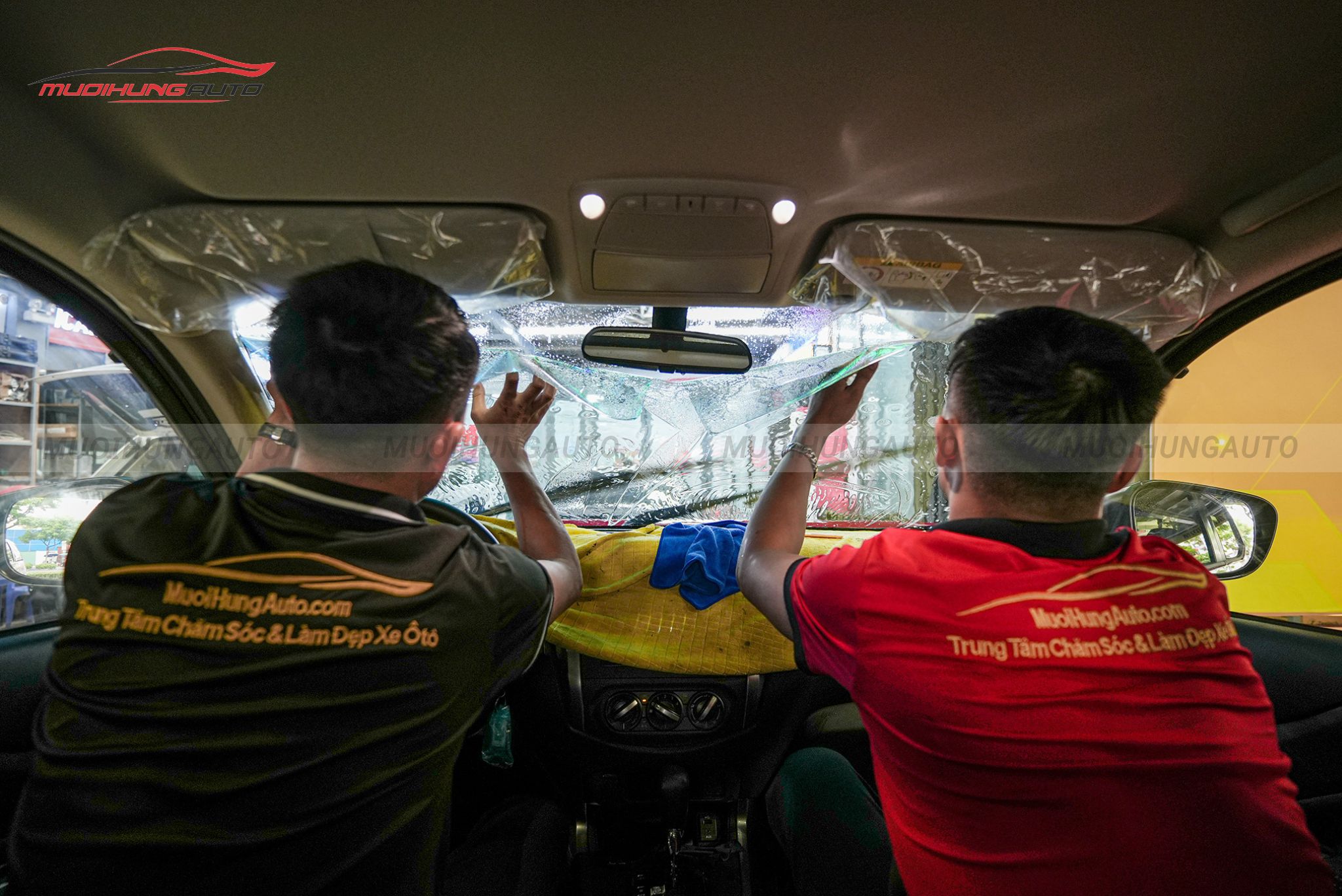 Dán phim cách nhiệt 3M cho ô tô Nissan Navara