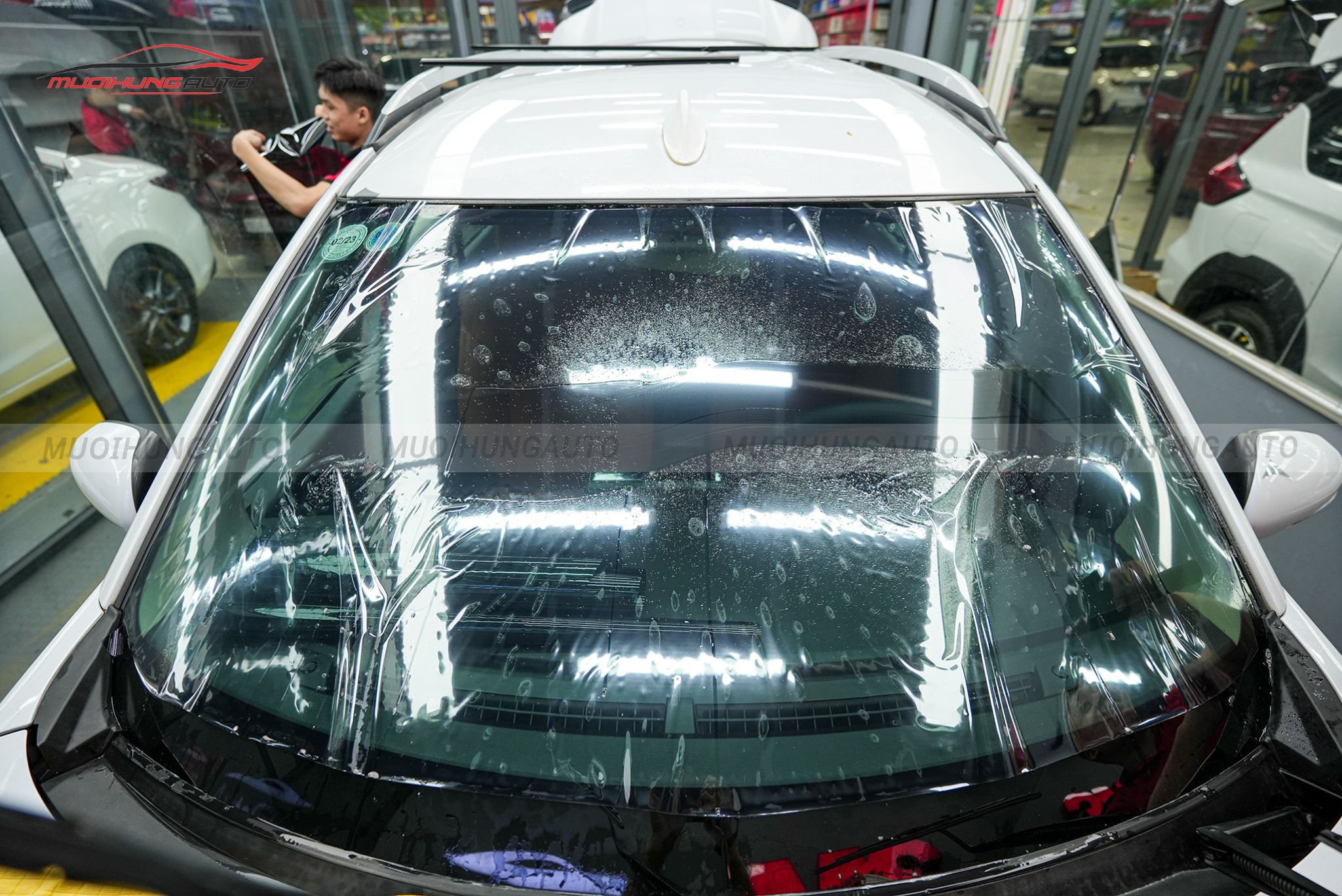 Dán phim cách nhiệt 3M cho ô tô Suzuki XL7