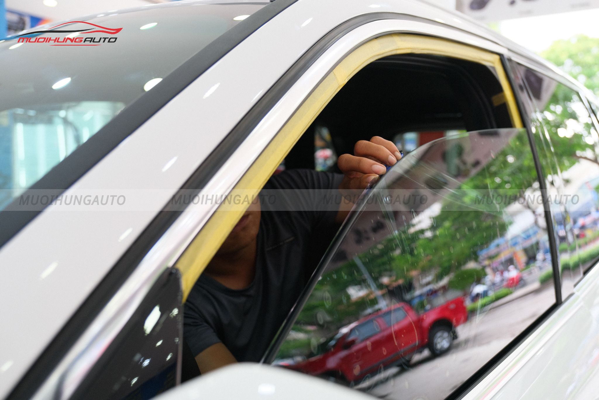 Dán phim cách nhiệt 3M cho ô tô Vinfast LUX SA2.0