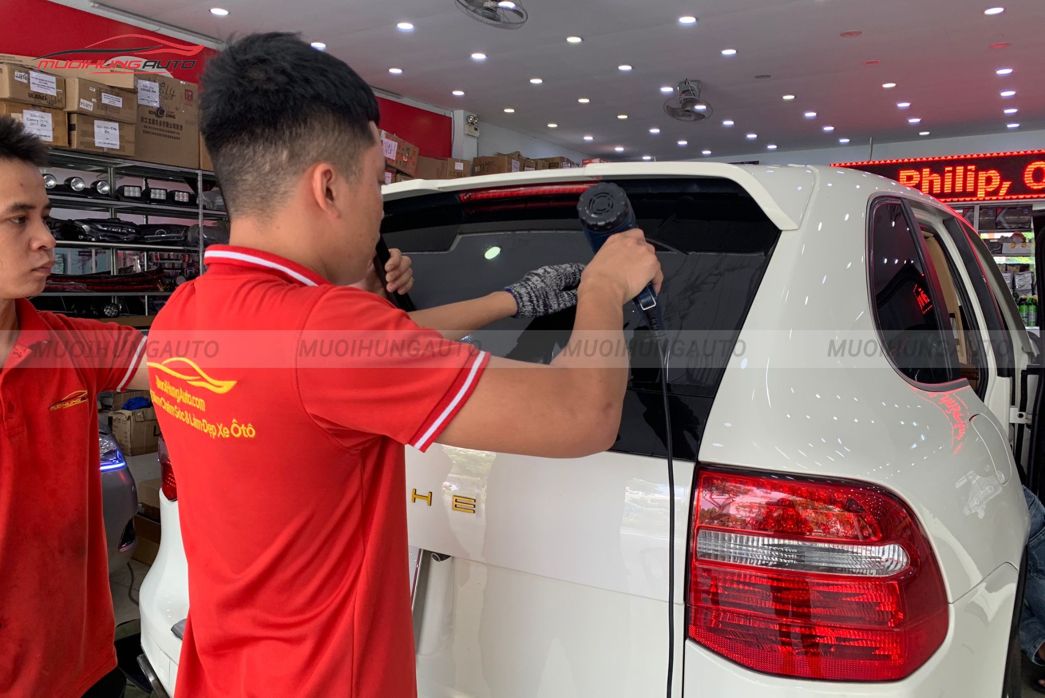 Dán phim cách nhiệt 3M cho Porsche Cayenne S