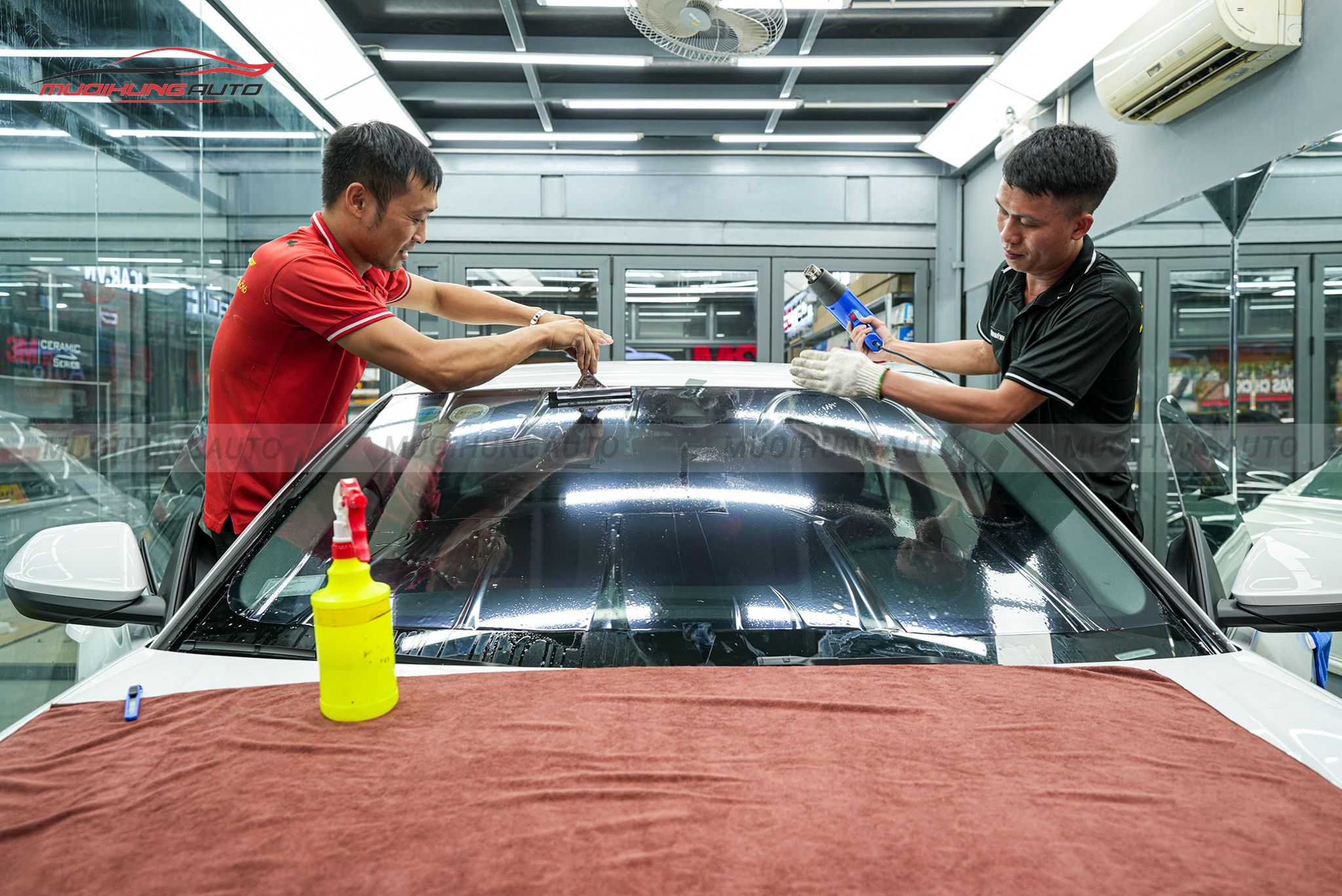 Dán phim cách nhiệt 3M cho xe Audi Q8