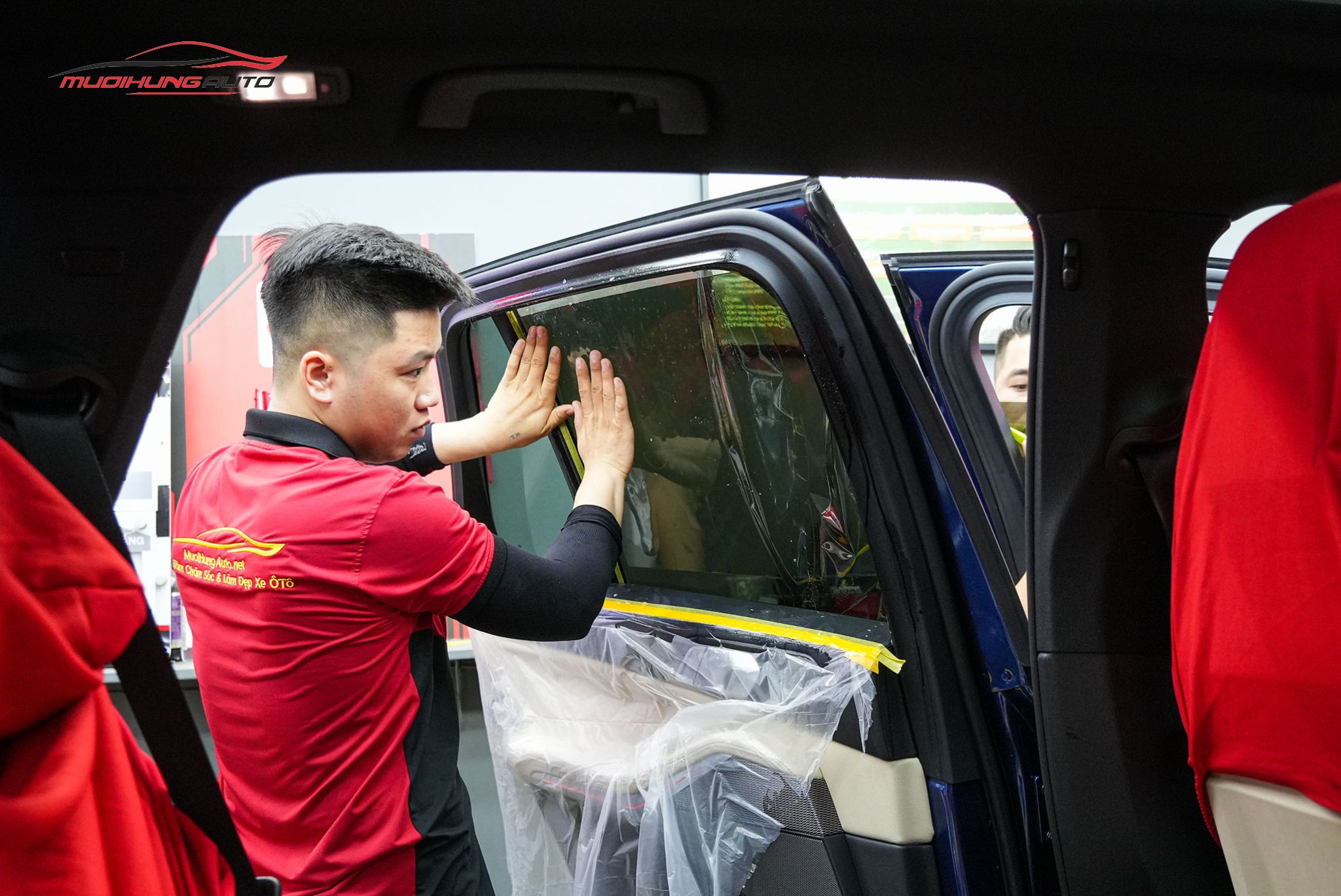 Dán phim cách nhiệt 3M  cho xe BMW X5 2022