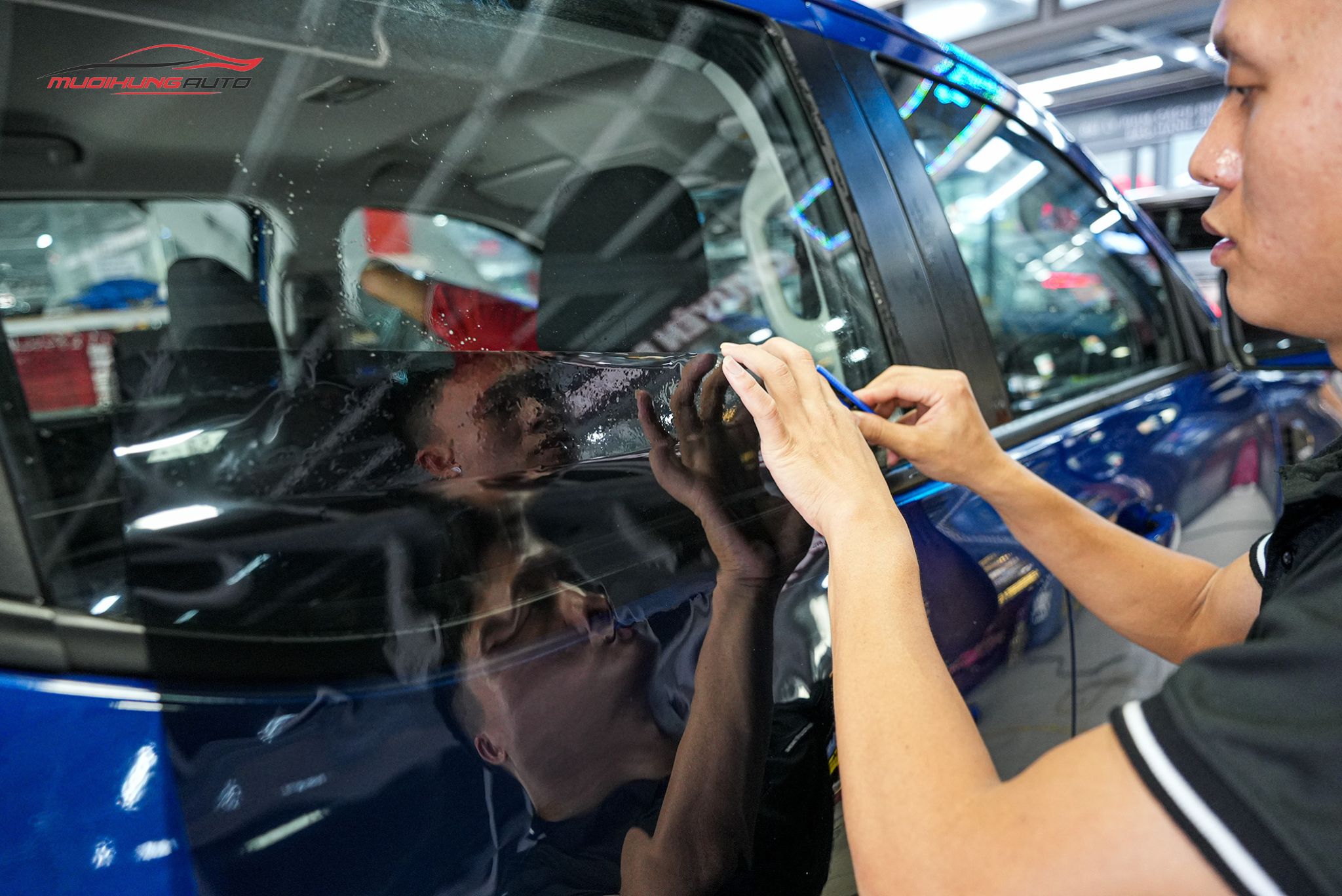 Dán phim cách nhiệt 3M cho xe Ford Ranger