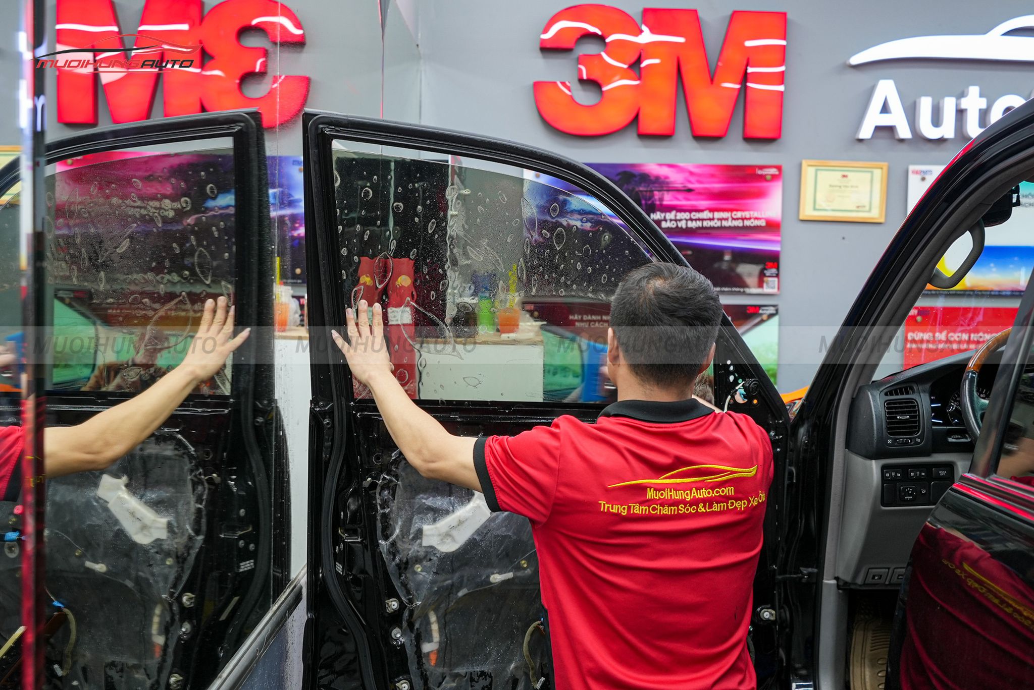 Dán phim cách nhiệt 3M cho xe Lexus LX470 2015