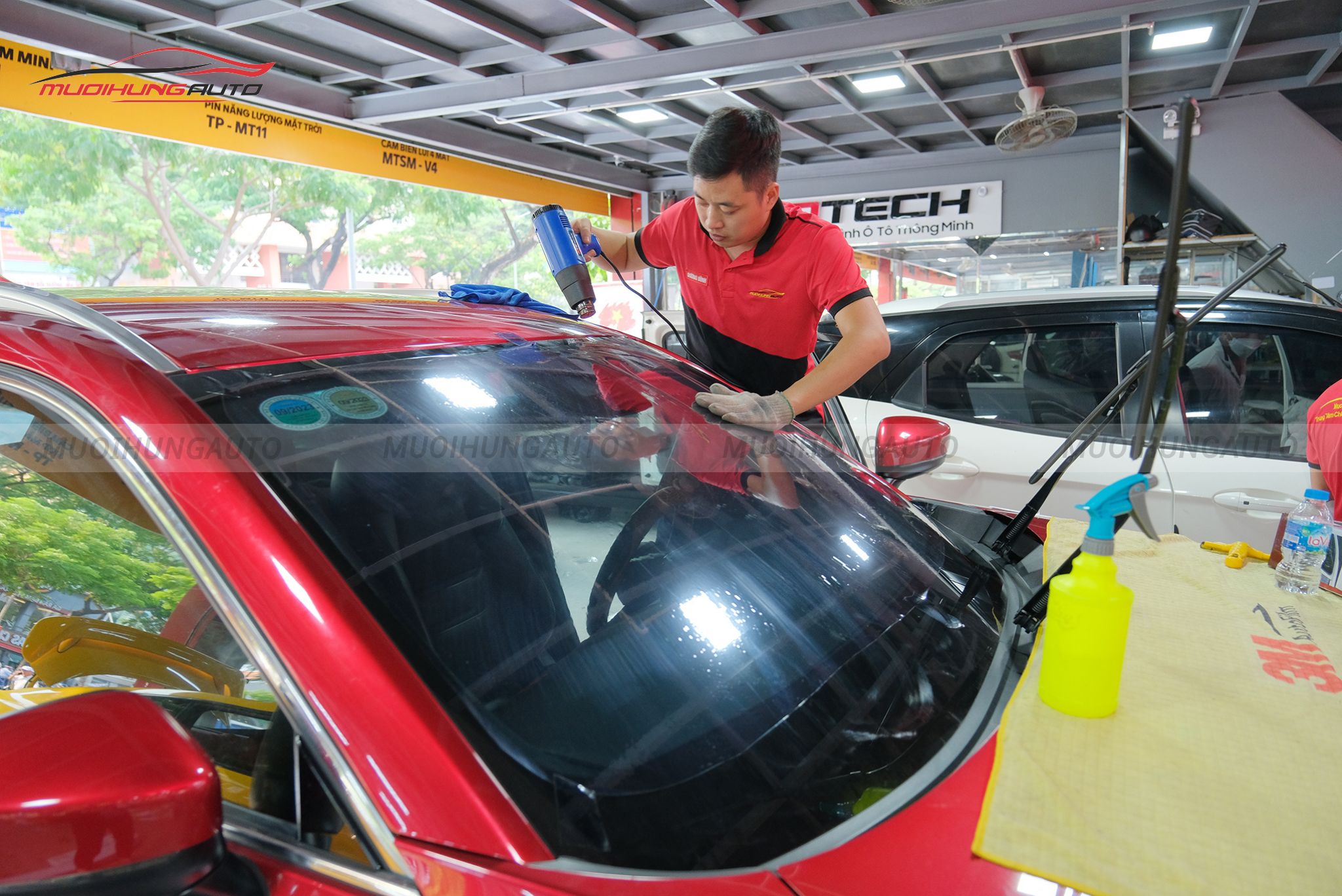 Dán phim cách nhiệt 3M cho xe Mazda CX8