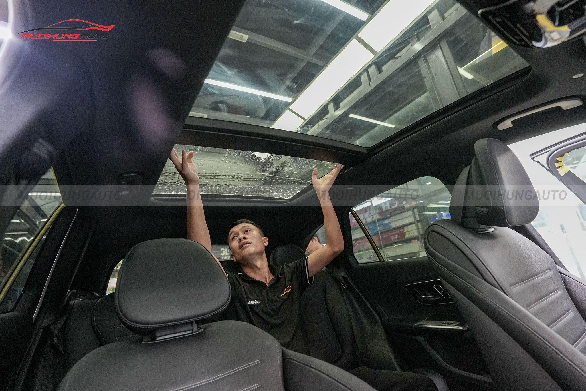 Dán phim cách nhiệt 3M cho xe Mercedes GLC 300 2020