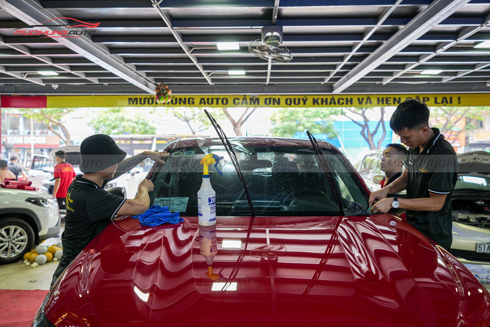 Dán phim cách nhiệt 3M cho xe Nissan Navara