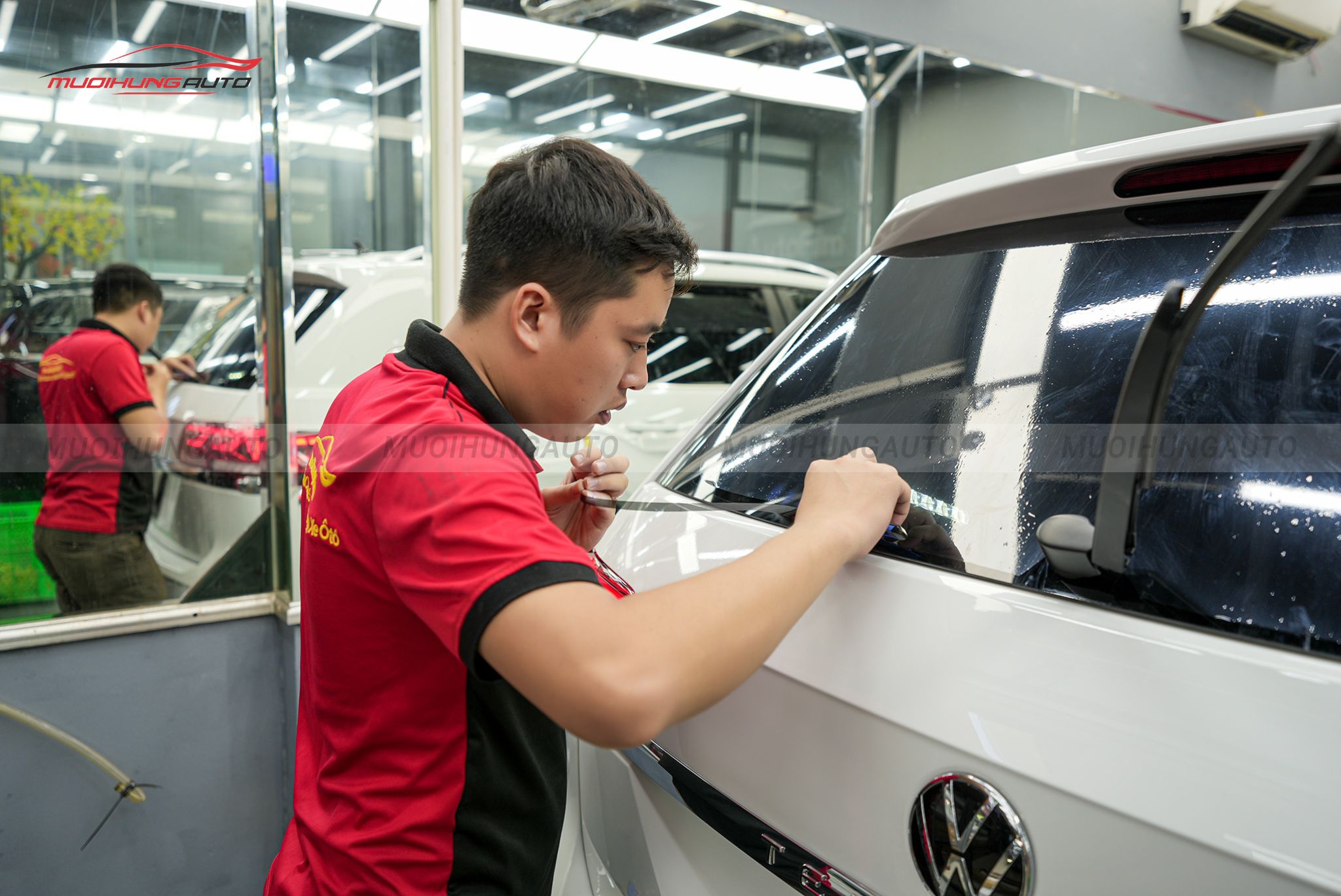 Dán phim cách nhiệt 3M cho xe Volkswagen Teramont 2022