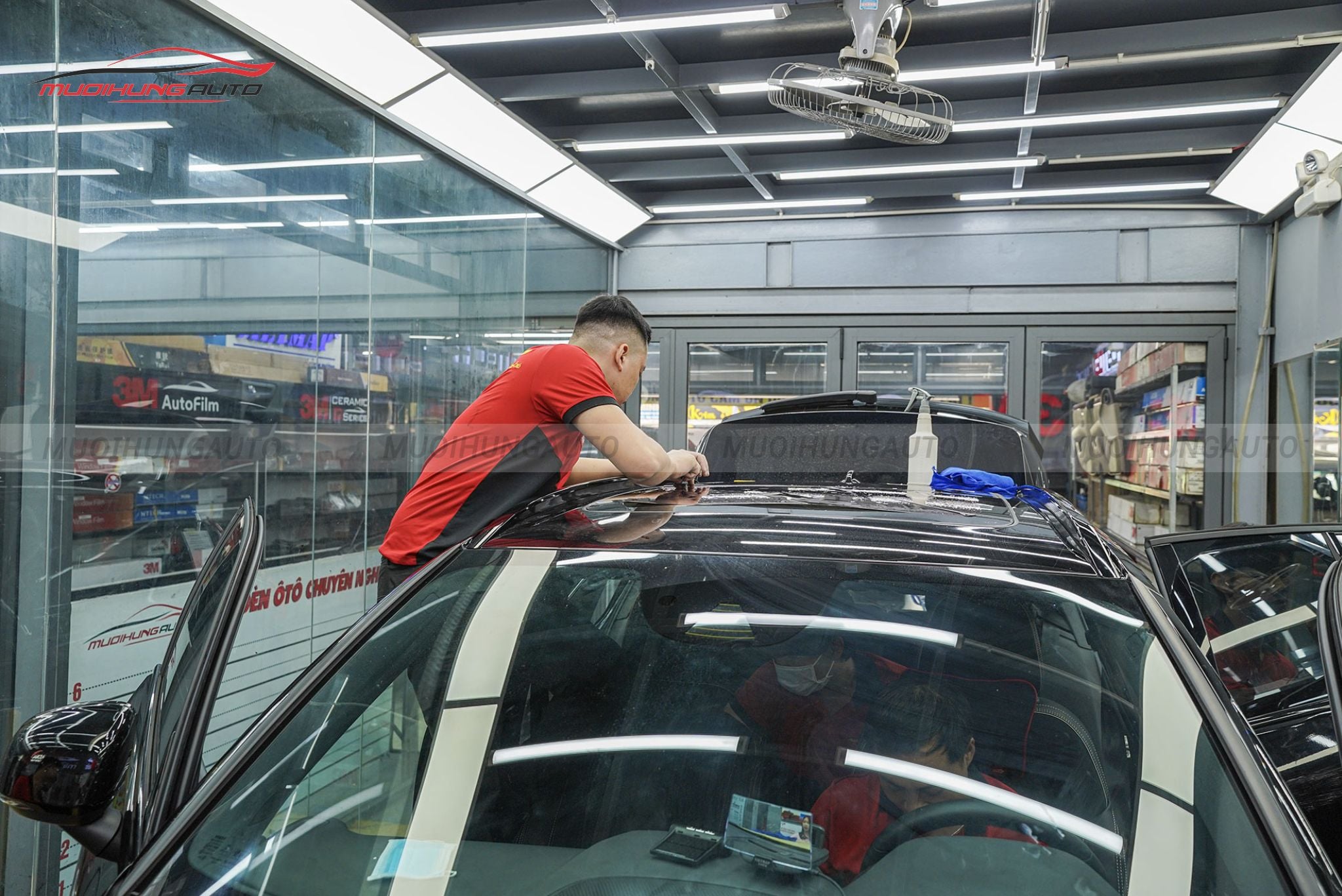 Dán phim cách nhiệt 3M cho xe Volvo XC40 2023