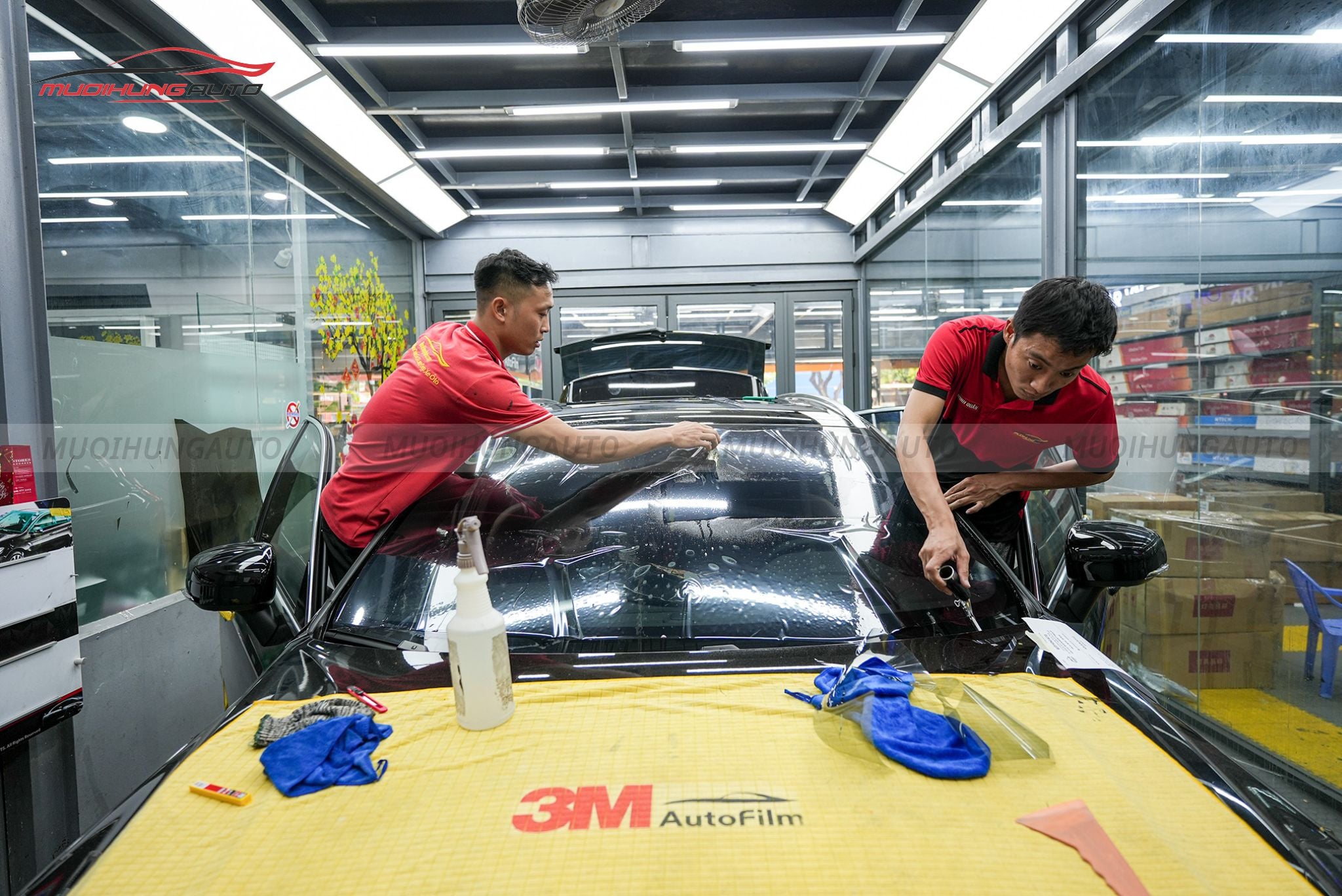 Dán phim cách nhiệt 3M cho xe Volvo XC60 2023