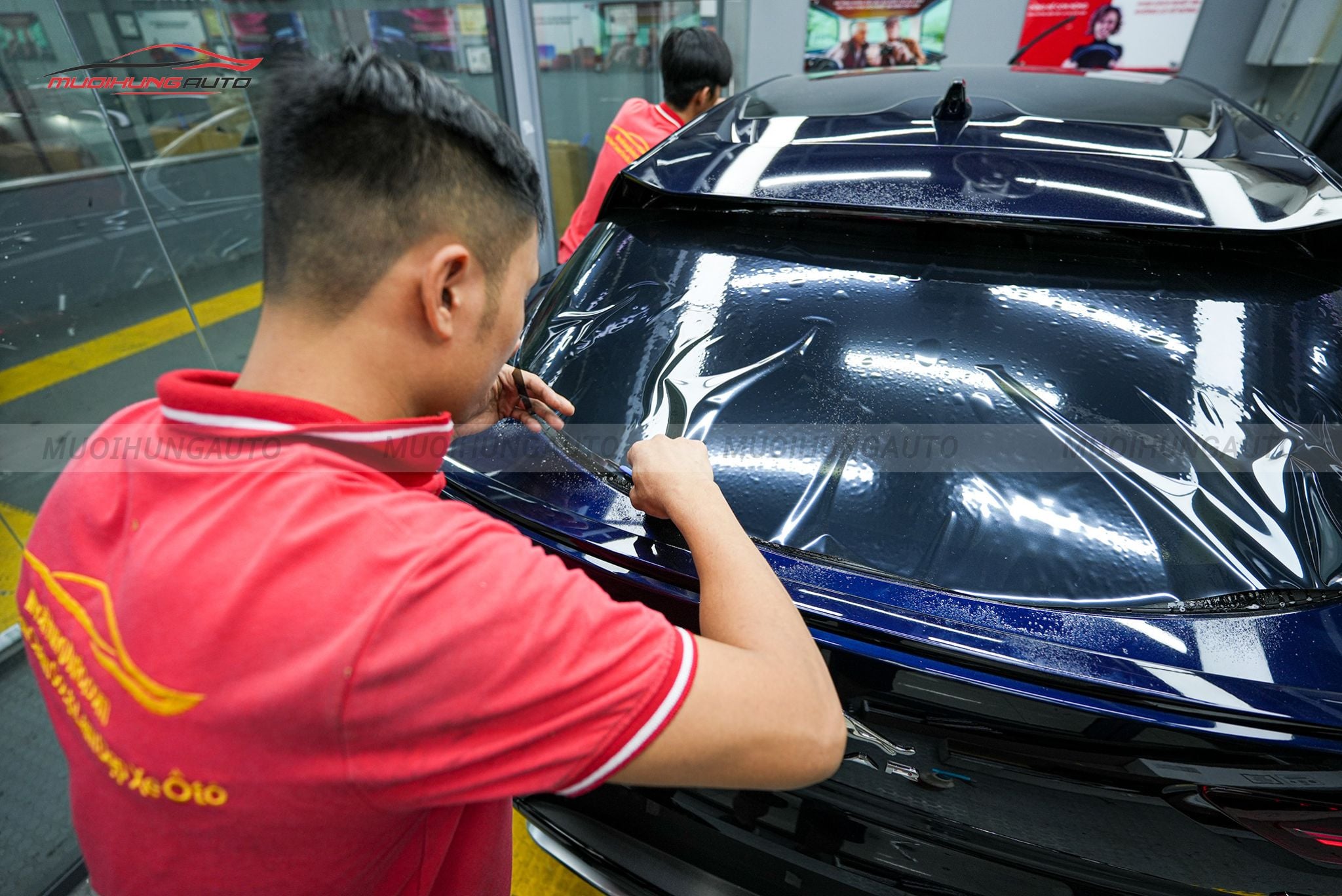 Dán phim cách nhiệt 3M Jaguar EV400