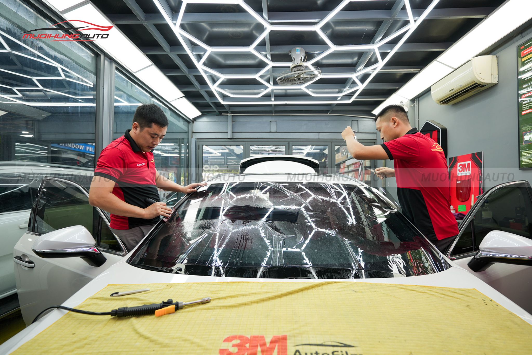 Báo Giá Dán Phim Cách Nhiệt 3M Chính Hãng Mới Nhất 2025