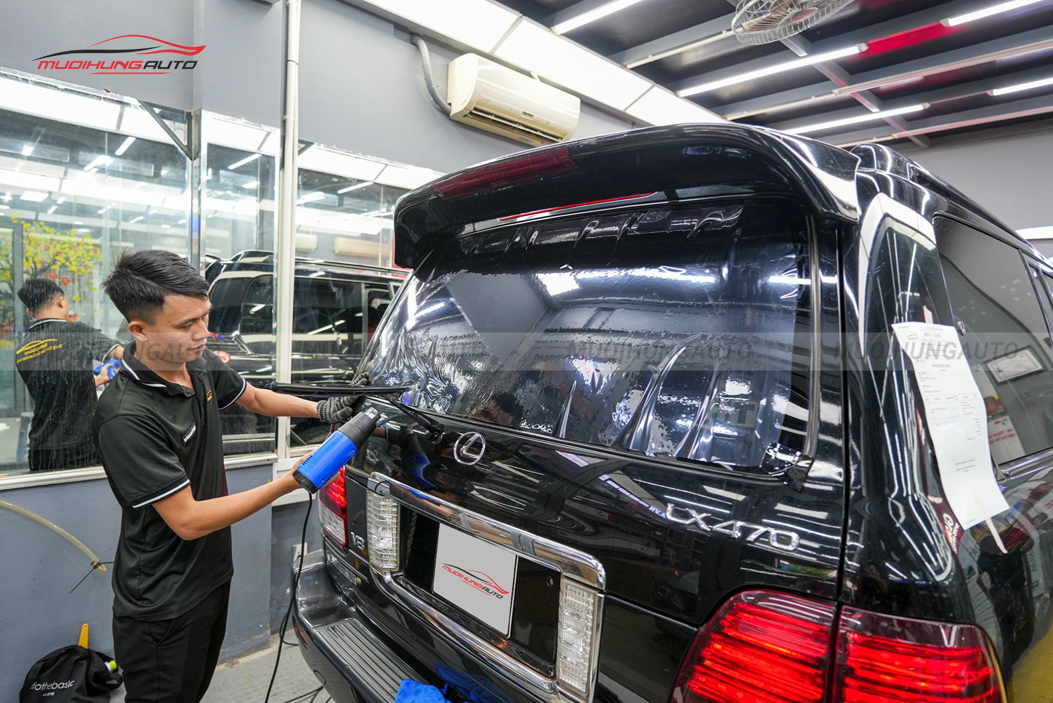 Dán phim cách nhiệt 3M Lexus LX470 2015