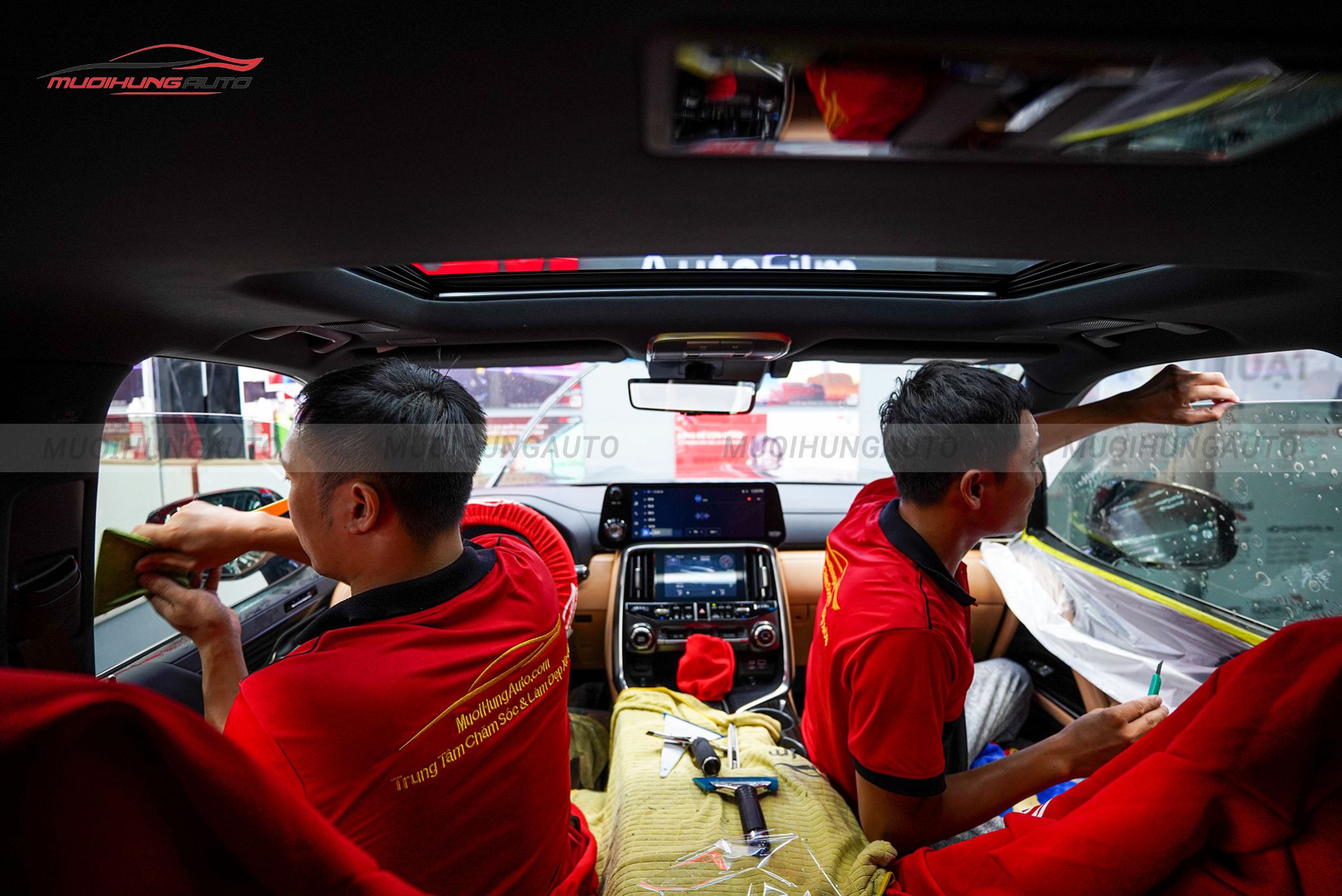 Dán phim cách nhiệt 3M Lexus LX600 2023