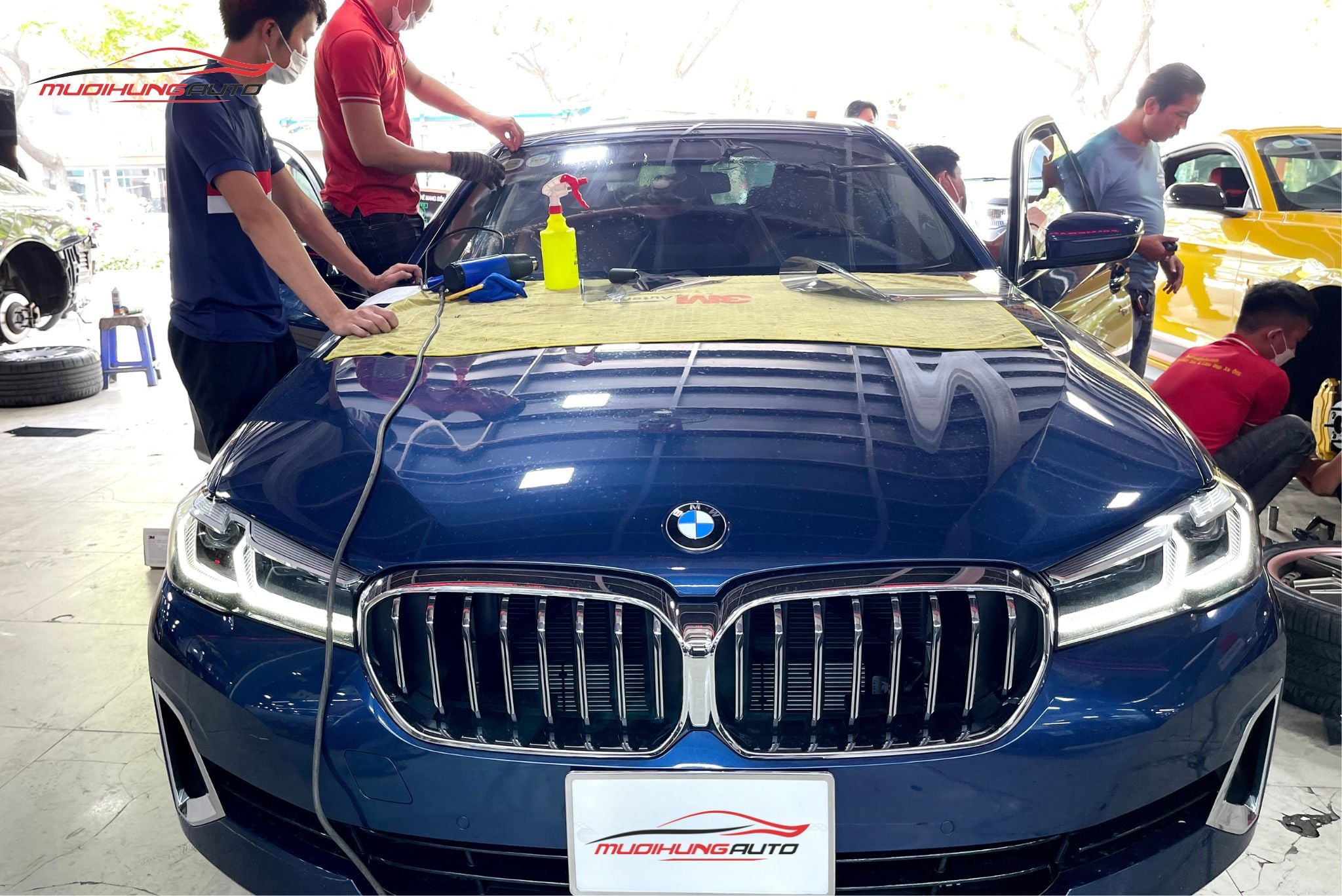Dán phim cách nhiệt 3M ô tô BMW 520i