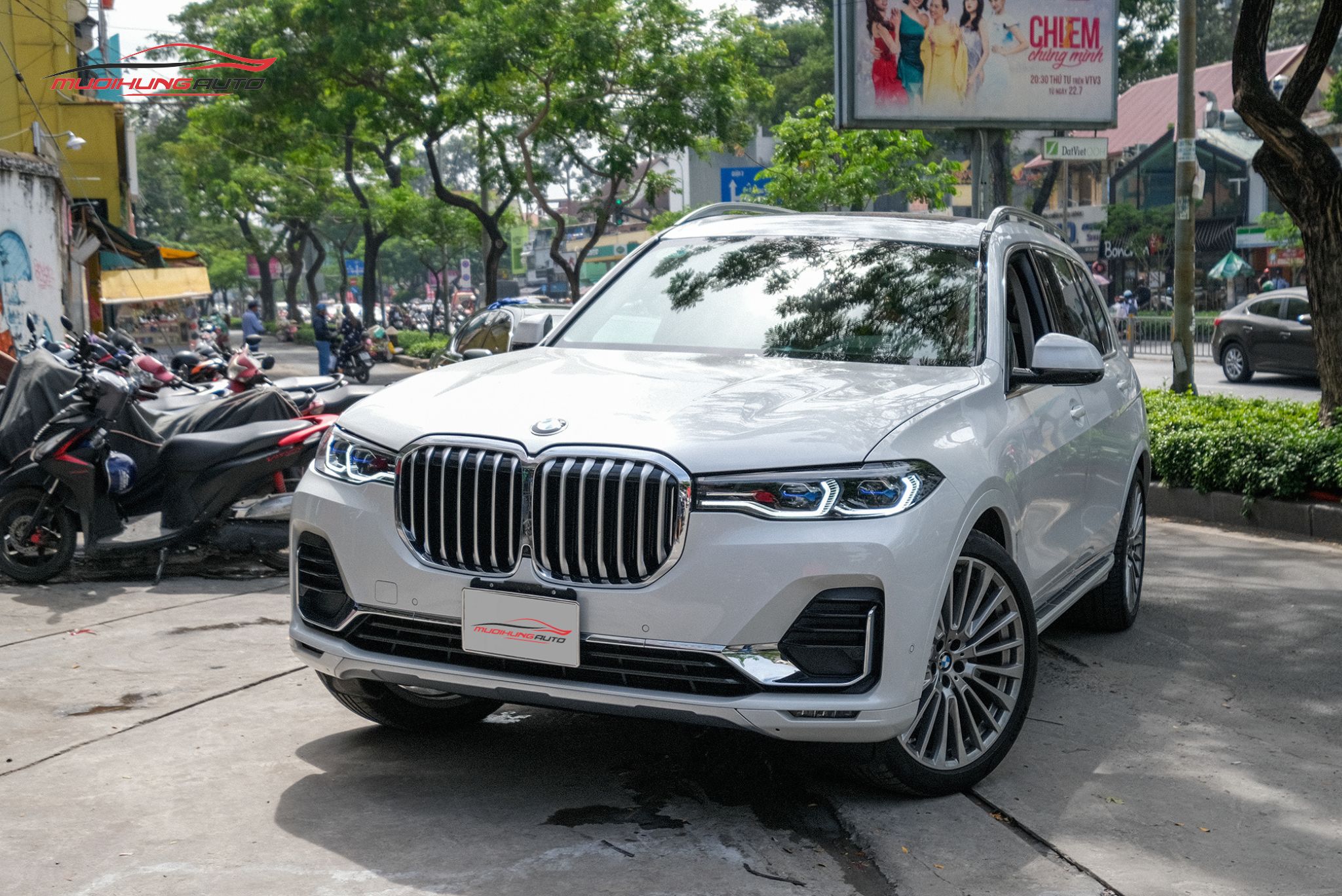 Dán phim cách nhiệt 3M ô tô BMW X7 2020