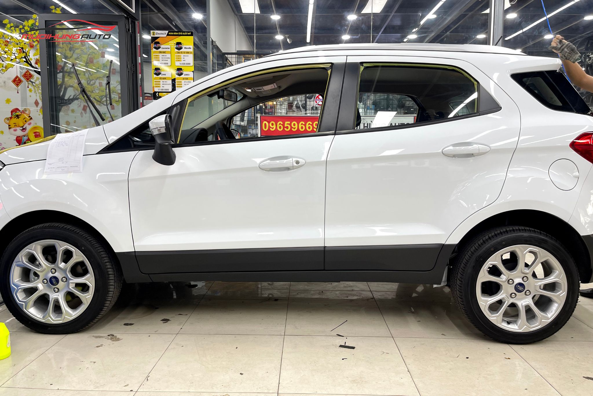 Dán phim cách nhiệt 3M ô tô Ford Ecosport
