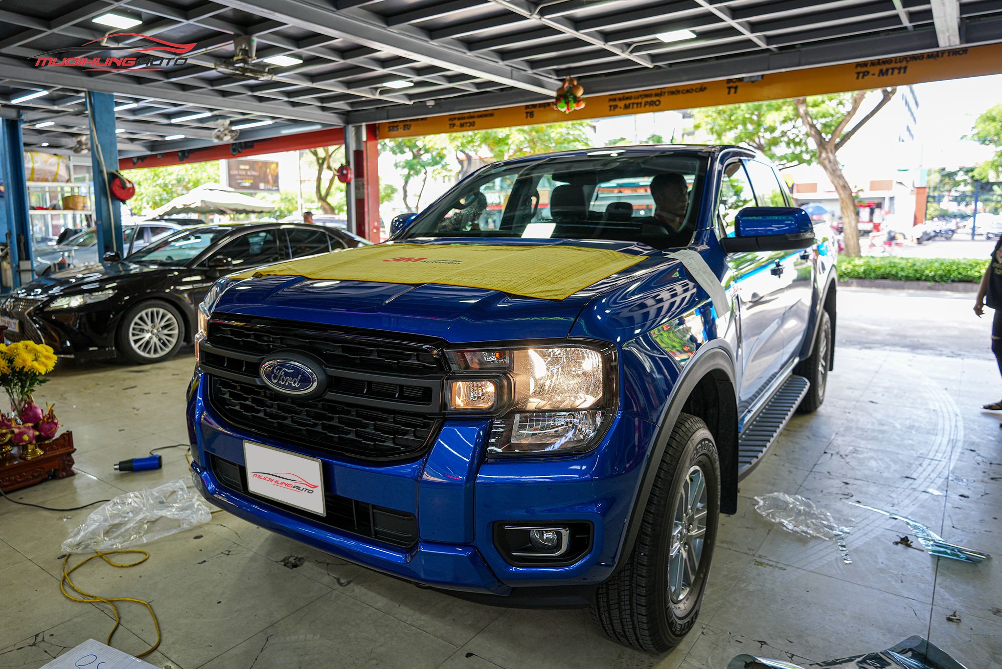 Dán phim cách nhiệt 3M ô tô Ford Ranger