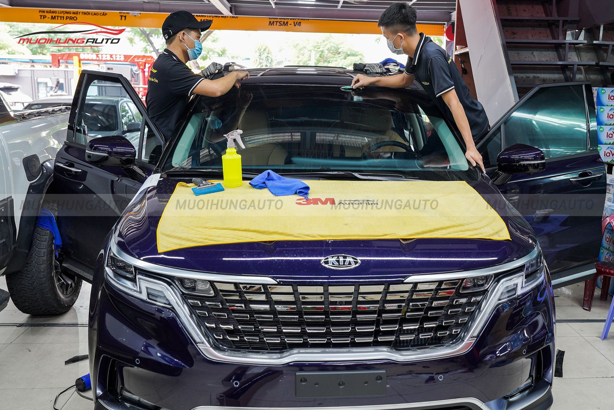 Dán phim cách nhiệt 3M ô tô Kia Carnival