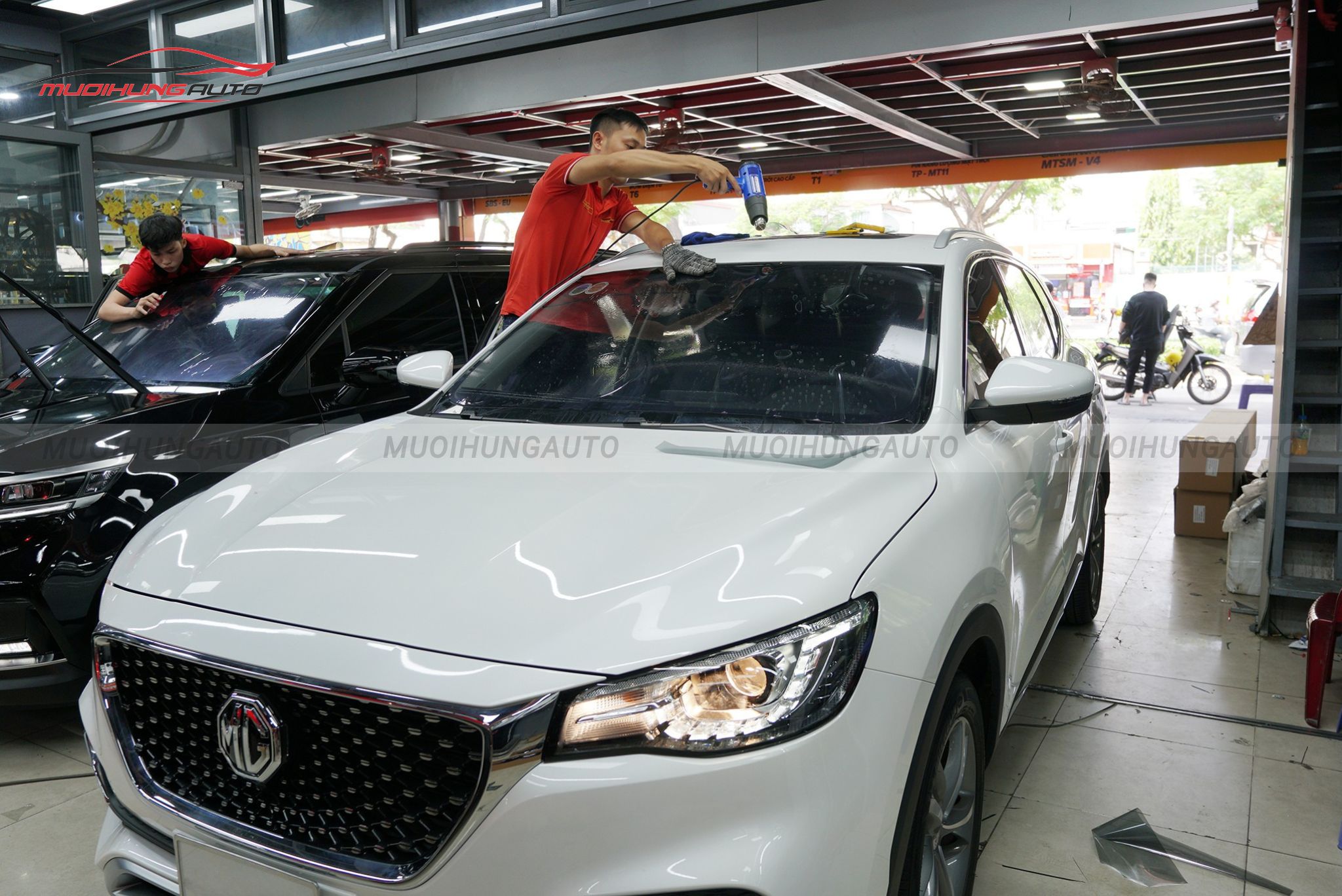 Dán phim cách nhiệt 3M ô tô MG HS