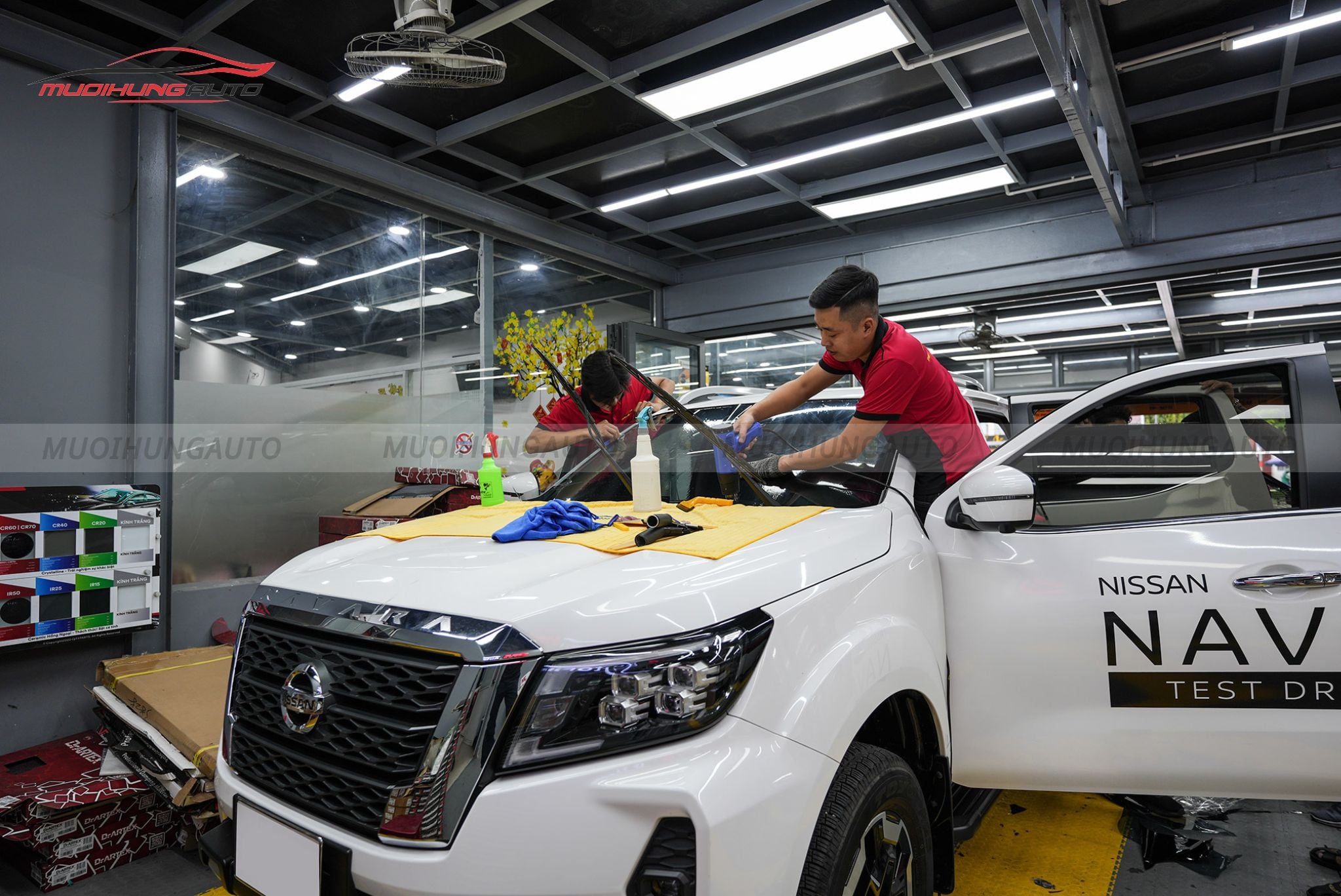 Dán phim cách nhiệt 3M ô tô Nissan Navara 2022