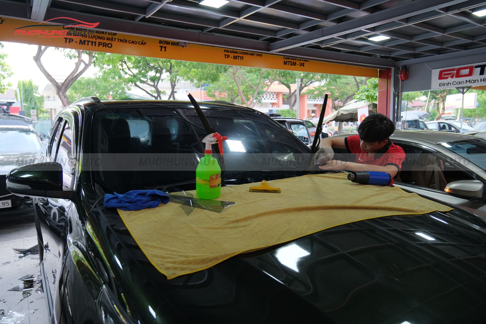 Dán phim cách nhiệt 3M ô tô Toyota Fortuner