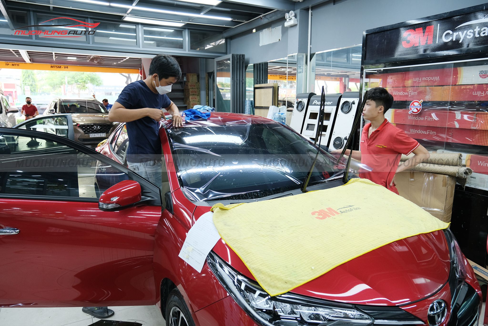 Dán phim cách nhiệt 3M ô tô Toyota Vios 2022