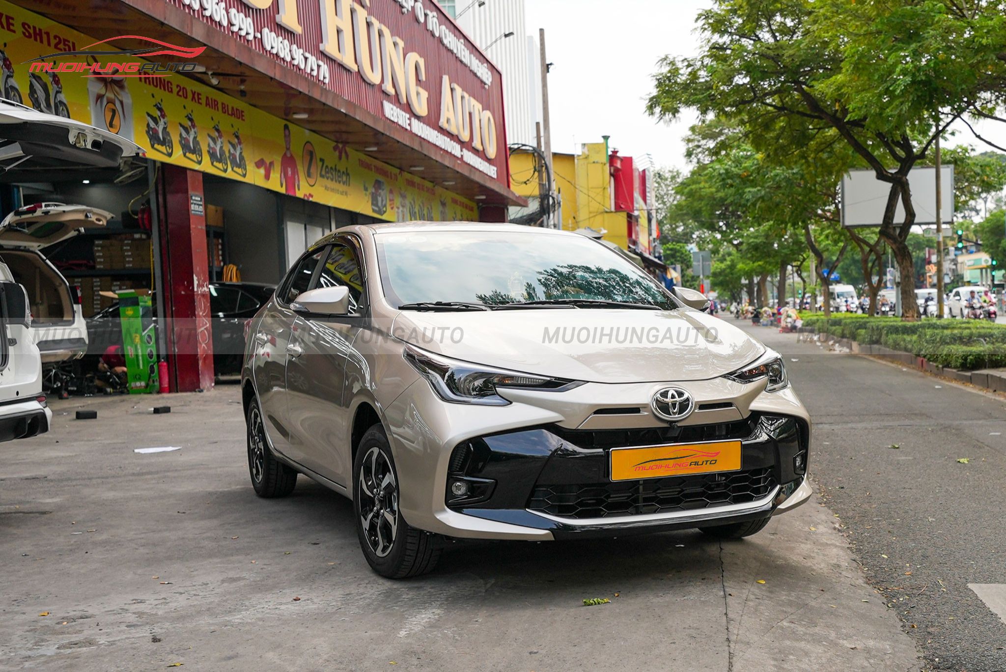 Dán phim cách nhiệt 3M ô tô Toyota Vios 2024