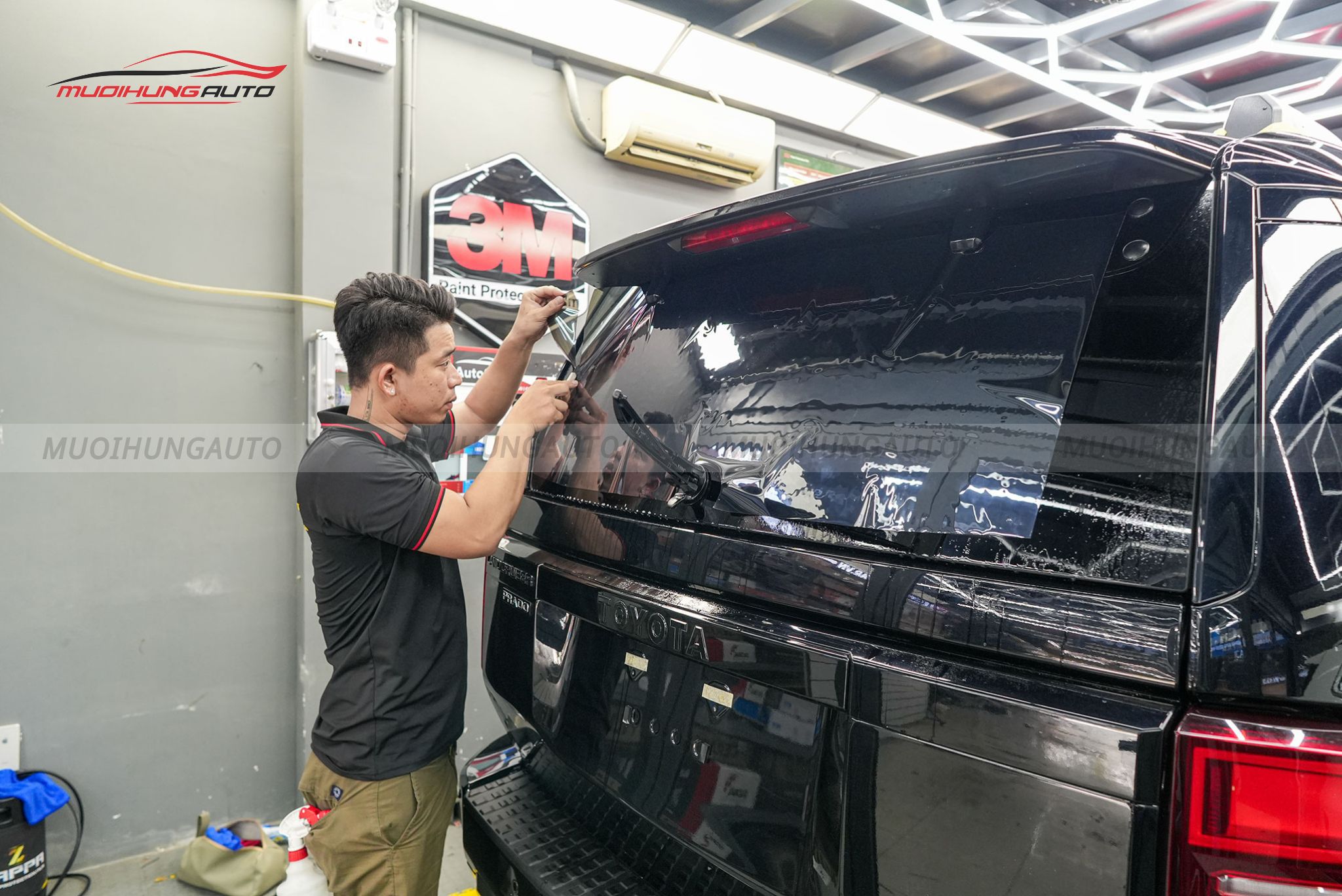 Dán phim cách nhiệt 3M Toyota Land Cruiser Prado 2025