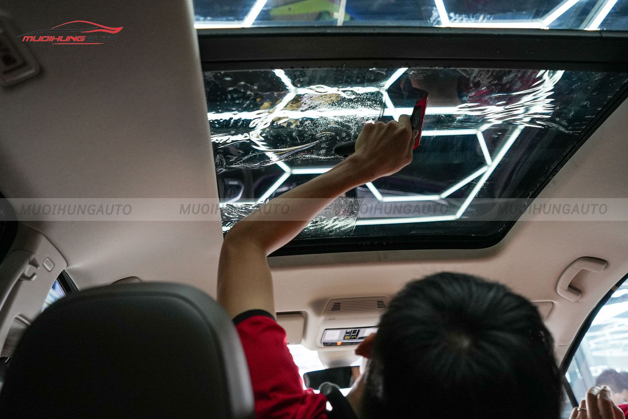Dán phim cách nhiệt 3M Volkswagen Viloran 2024